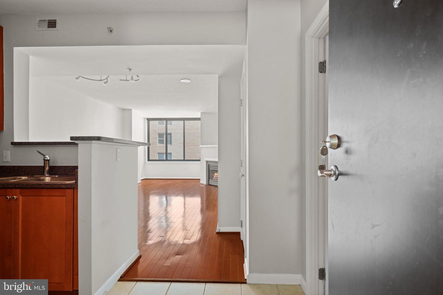 851 N GLEBE RD #707, ARLINGTON, Virginia 22203, 1 Bedroom Bedrooms, ,1 BathroomBathrooms,Residential,For sale,851 N GLEBE RD #707,VAAR2066826 MLS # VAAR2066826 851 N GLEBE RD #707, ARLINGTON, Virginia 22203, 1 Bedroom Bedrooms, ,1 BathroomBathrooms,Residential,For sale,851 N GLEBE RD #707,VAAR2066826 MLS # VAAR2066826