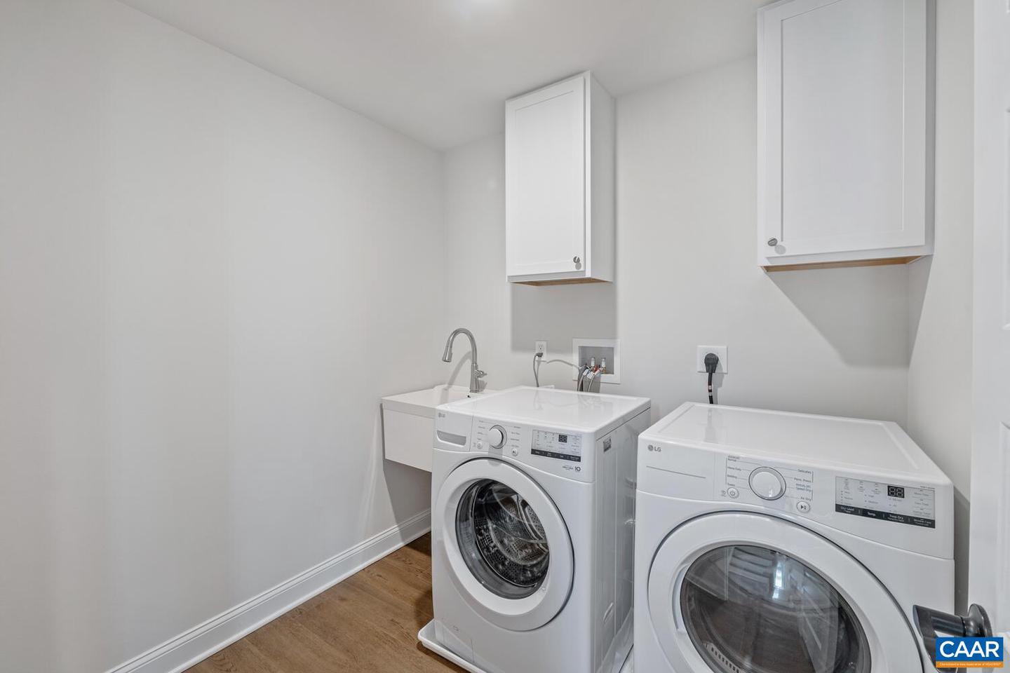 1731 FOWLER ST, CHARLOTTESVILLE, Virginia 22911, 4 Bedrooms Bedrooms, ,5 BathroomsBathrooms,Residential,For sale,1731 FOWLER ST,671772 MLS # 671772 1731 FOWLER ST, CHARLOTTESVILLE, Virginia 22911, 4 Bedrooms Bedrooms, ,5 BathroomsBathrooms,Residential,For sale,1731 FOWLER ST,671772 MLS # 671772