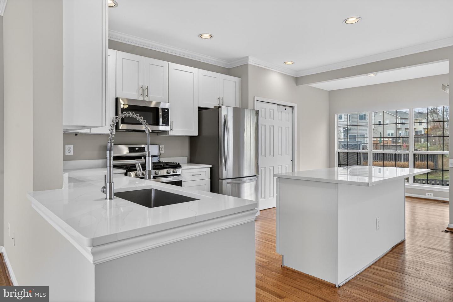 6808 CEDAR LOCH CT, CENTREVILLE, Virginia 20121, 3 Bedrooms Bedrooms, ,2 BathroomsBathrooms,Residential,For sale,6808 CEDAR LOCH CT,VAFX2282256 MLS # VAFX2282256 6808 CEDAR LOCH CT, CENTREVILLE, Virginia 20121, 3 Bedrooms Bedrooms, ,2 BathroomsBathrooms,Residential,For sale,6808 CEDAR LOCH CT,VAFX2282256 MLS # VAFX2282256