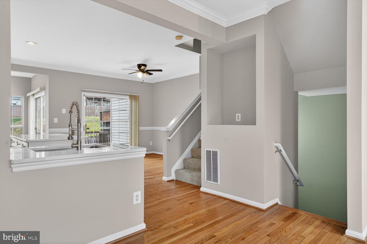 6808 CEDAR LOCH CT, CENTREVILLE, Virginia 20121, 3 Bedrooms Bedrooms, ,2 BathroomsBathrooms,Residential,For sale,6808 CEDAR LOCH CT,VAFX2282256 MLS # VAFX2282256 6808 CEDAR LOCH CT, CENTREVILLE, Virginia 20121, 3 Bedrooms Bedrooms, ,2 BathroomsBathrooms,Residential,For sale,6808 CEDAR LOCH CT,VAFX2282256 MLS # VAFX2282256