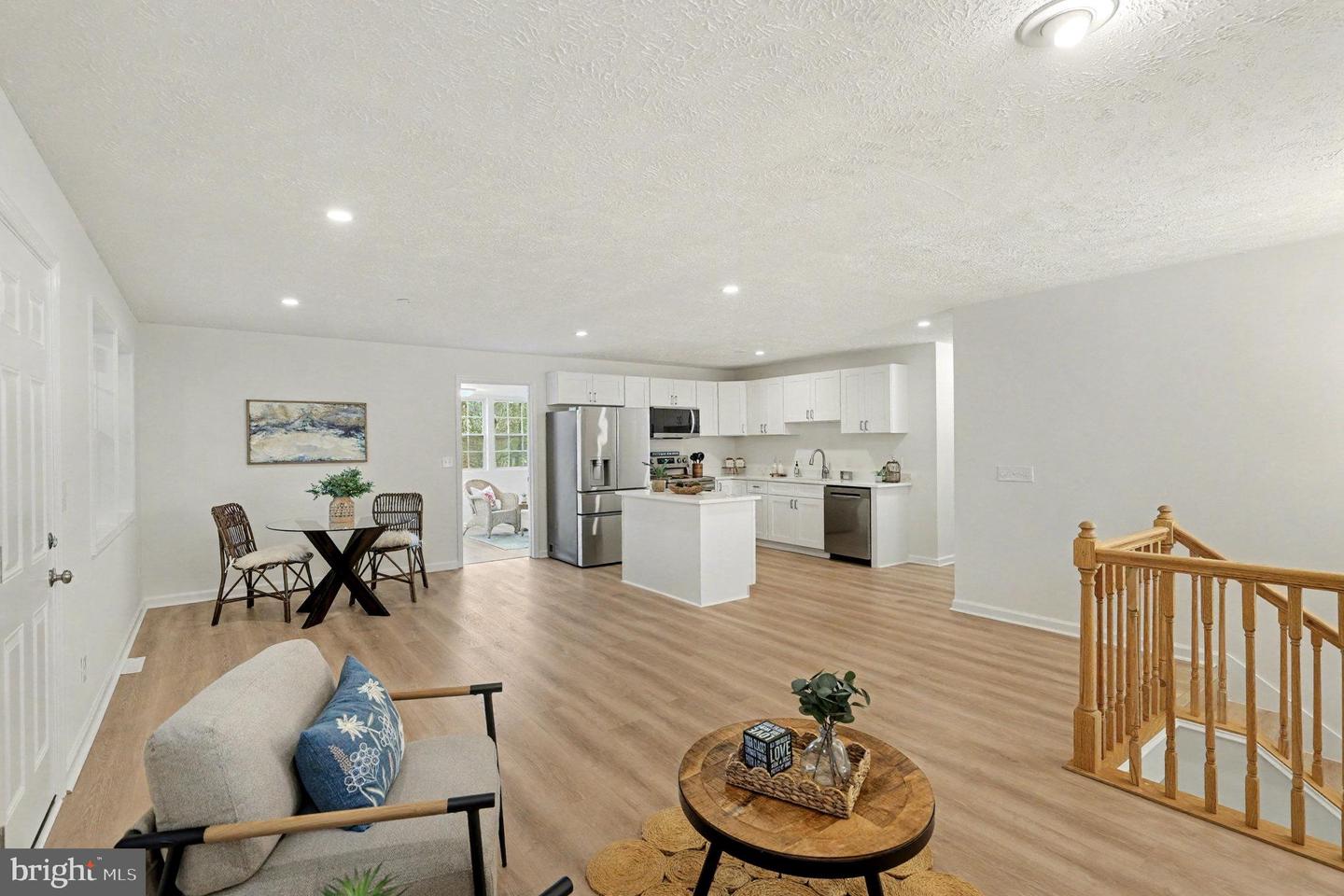 305 GREEN ST, LOCUST GROVE, Virginia 22508, 4 Bedrooms Bedrooms, 6 Rooms Rooms,2 BathroomsBathrooms,Residential,For sale,305 GREEN ST,VAOR2012942 MLS # VAOR2012942