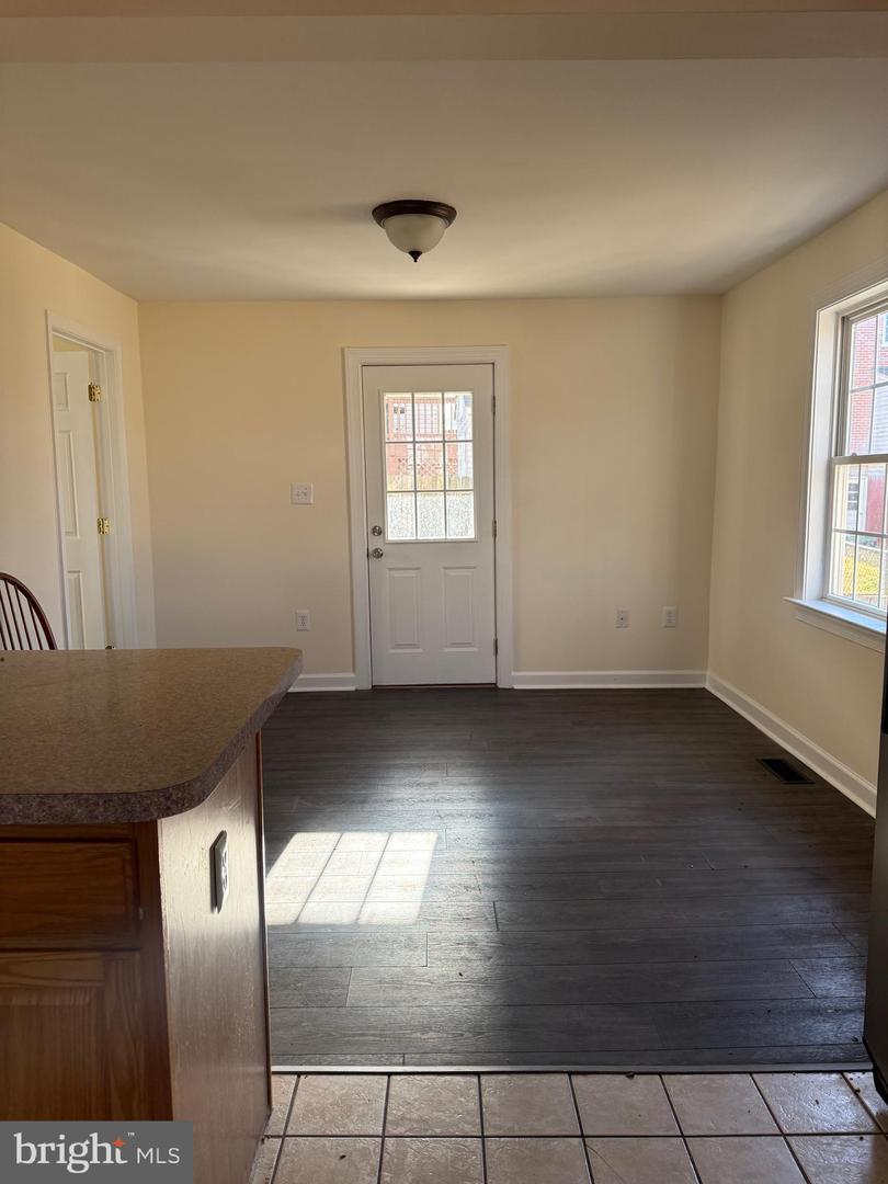 405 1/2 ELM ST, WINCHESTER, Virginia 22601, 3 Bedrooms Bedrooms, ,2 BathroomsBathrooms,Residential,For sale,405 1/2 ELM ST,VAWI2009592 MLS # VAWI2009592 405 1/2 ELM ST, WINCHESTER, Virginia 22601, 3 Bedrooms Bedrooms, ,2 BathroomsBathrooms,Residential,For sale,405 1/2 ELM ST,VAWI2009592 MLS # VAWI2009592