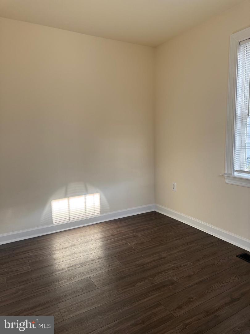 405 1/2 ELM ST, WINCHESTER, Virginia 22601, 3 Bedrooms Bedrooms, ,2 BathroomsBathrooms,Residential,For sale,405 1/2 ELM ST,VAWI2009592 MLS # VAWI2009592 405 1/2 ELM ST, WINCHESTER, Virginia 22601, 3 Bedrooms Bedrooms, ,2 BathroomsBathrooms,Residential,For sale,405 1/2 ELM ST,VAWI2009592 MLS # VAWI2009592