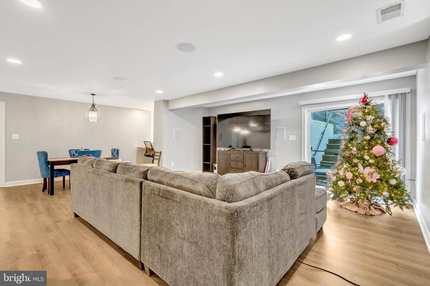 4169 AGENCY LOOP, TRIANGLE, Virginia 22172, 4 Bedrooms Bedrooms, ,3 BathroomsBathrooms,Residential,For sale,4169 AGENCY LOOP,VAPW2108992 MLS # VAPW2108992 4169 AGENCY LOOP, TRIANGLE, Virginia 22172, 4 Bedrooms Bedrooms, ,3 BathroomsBathrooms,Residential,For sale,4169 AGENCY LOOP,VAPW2108992 MLS # VAPW2108992