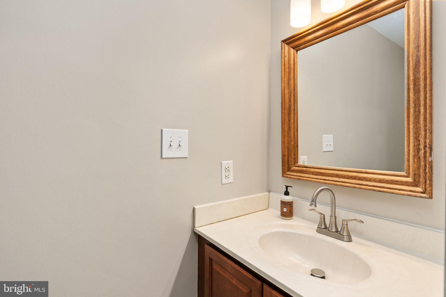 10 LAWRENCE, FREDERICKSBURG, Virginia 22405, 5 Bedrooms Bedrooms, ,4 BathroomsBathrooms,Residential,For sale,10 LAWRENCE,VAST2044684 MLS # VAST2044684 10 LAWRENCE, FREDERICKSBURG, Virginia 22405, 5 Bedrooms Bedrooms, ,4 BathroomsBathrooms,Residential,For sale,10 LAWRENCE,VAST2044684 MLS # VAST2044684