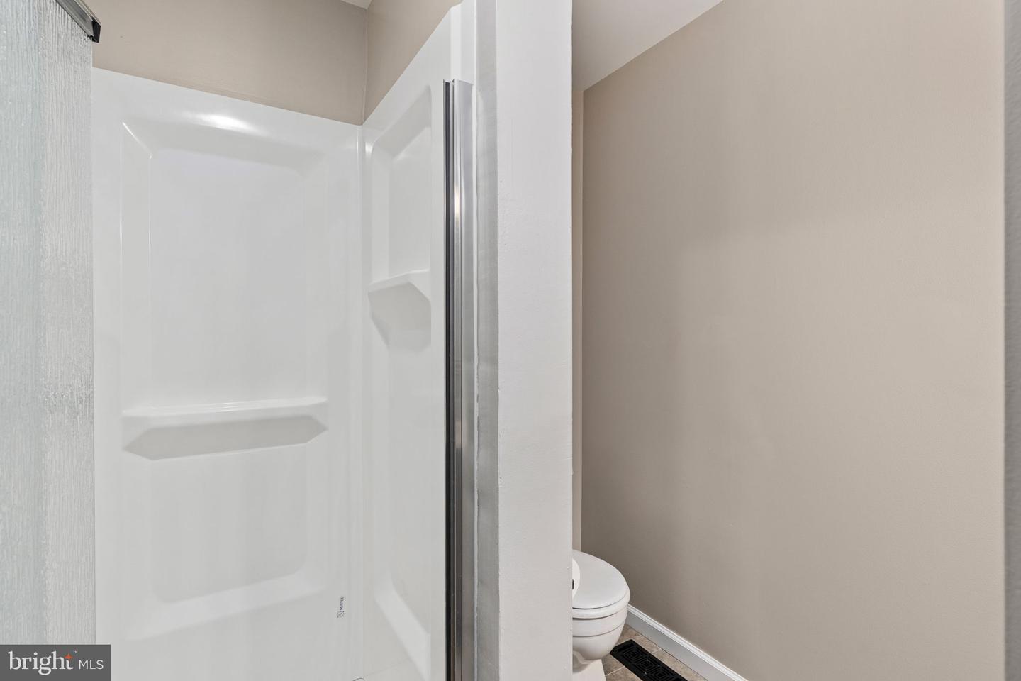 10 LAWRENCE, FREDERICKSBURG, Virginia 22405, 5 Bedrooms Bedrooms, ,4 BathroomsBathrooms,Residential,For sale,10 LAWRENCE,VAST2044684 MLS # VAST2044684 10 LAWRENCE, FREDERICKSBURG, Virginia 22405, 5 Bedrooms Bedrooms, ,4 BathroomsBathrooms,Residential,For sale,10 LAWRENCE,VAST2044684 MLS # VAST2044684