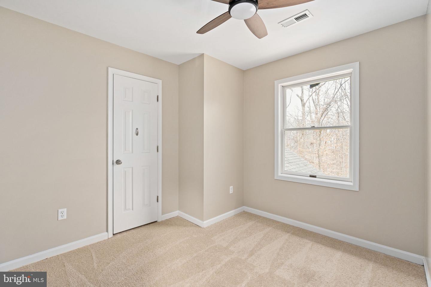 10 LAWRENCE, FREDERICKSBURG, Virginia 22405, 5 Bedrooms Bedrooms, ,4 BathroomsBathrooms,Residential,For sale,10 LAWRENCE,VAST2044684 MLS # VAST2044684 10 LAWRENCE, FREDERICKSBURG, Virginia 22405, 5 Bedrooms Bedrooms, ,4 BathroomsBathrooms,Residential,For sale,10 LAWRENCE,VAST2044684 MLS # VAST2044684