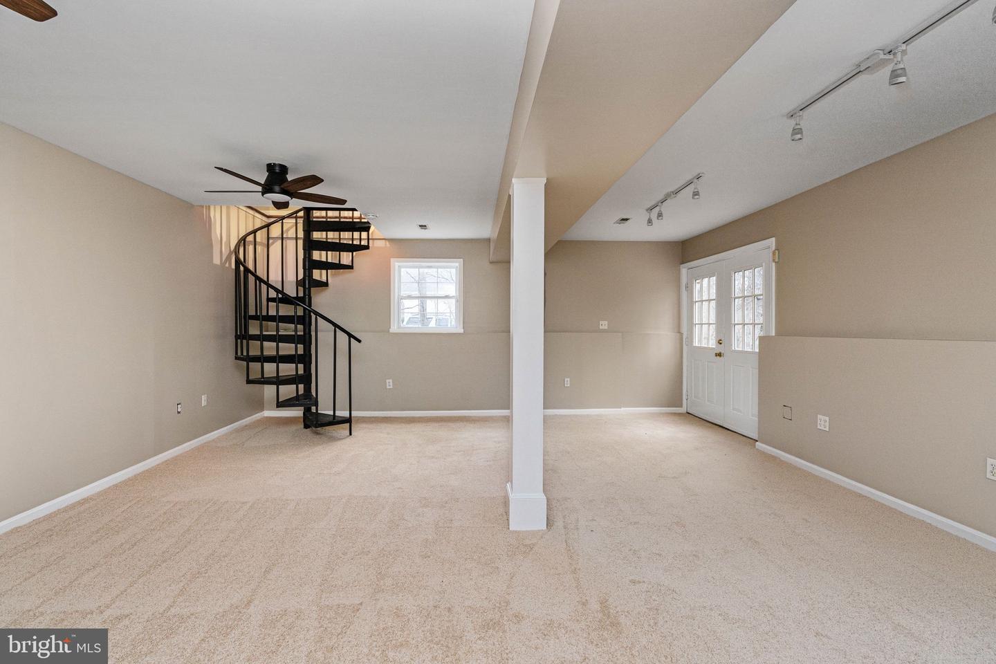 10 LAWRENCE, FREDERICKSBURG, Virginia 22405, 5 Bedrooms Bedrooms, ,4 BathroomsBathrooms,Residential,For sale,10 LAWRENCE,VAST2044684 MLS # VAST2044684 10 LAWRENCE, FREDERICKSBURG, Virginia 22405, 5 Bedrooms Bedrooms, ,4 BathroomsBathrooms,Residential,For sale,10 LAWRENCE,VAST2044684 MLS # VAST2044684