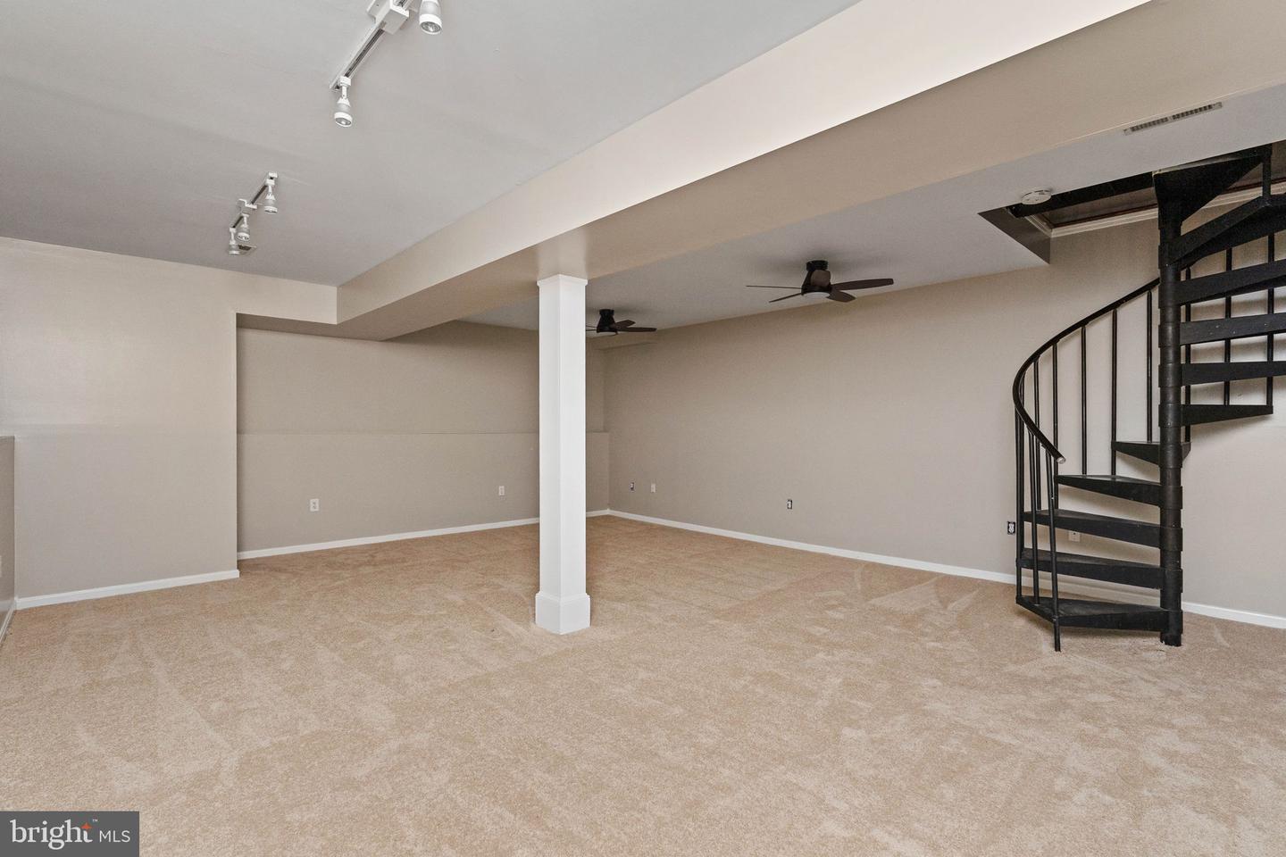 10 LAWRENCE, FREDERICKSBURG, Virginia 22405, 5 Bedrooms Bedrooms, ,4 BathroomsBathrooms,Residential,For sale,10 LAWRENCE,VAST2044684 MLS # VAST2044684 10 LAWRENCE, FREDERICKSBURG, Virginia 22405, 5 Bedrooms Bedrooms, ,4 BathroomsBathrooms,Residential,For sale,10 LAWRENCE,VAST2044684 MLS # VAST2044684