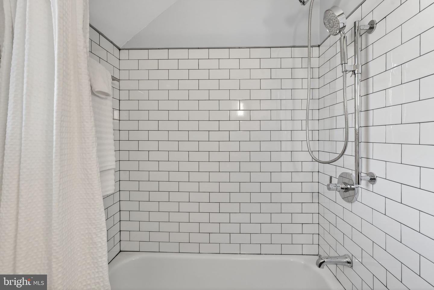 4315 35TH ST S, ARLINGTON, Virginia 22206, 2 Bedrooms Bedrooms, ,2 BathroomsBathrooms,Residential,For sale,4315 35TH ST S,VAAR2066788 MLS # VAAR2066788 4315 35TH ST S, ARLINGTON, Virginia 22206, 2 Bedrooms Bedrooms, ,2 BathroomsBathrooms,Residential,For sale,4315 35TH ST S,VAAR2066788 MLS # VAAR2066788