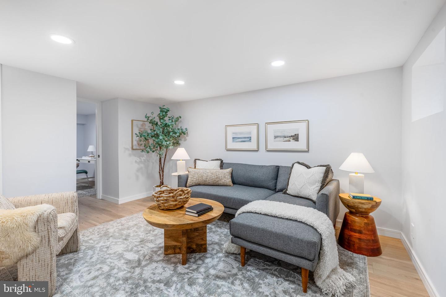 4315 35TH ST S, ARLINGTON, Virginia 22206, 2 Bedrooms Bedrooms, ,2 BathroomsBathrooms,Residential,For sale,4315 35TH ST S,VAAR2066788 MLS # VAAR2066788 4315 35TH ST S, ARLINGTON, Virginia 22206, 2 Bedrooms Bedrooms, ,2 BathroomsBathrooms,Residential,For sale,4315 35TH ST S,VAAR2066788 MLS # VAAR2066788