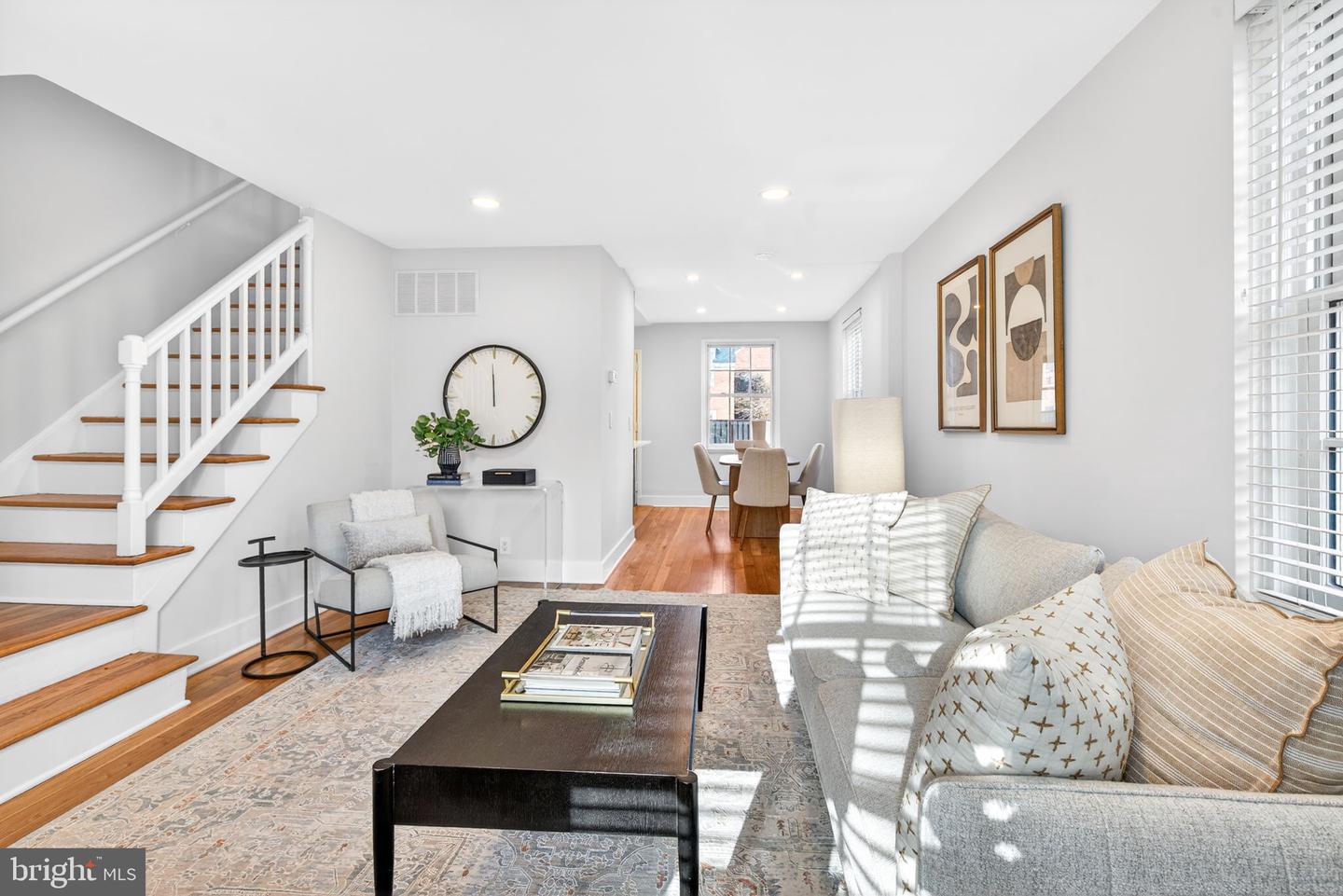 4315 35TH ST S, ARLINGTON, Virginia 22206, 2 Bedrooms Bedrooms, ,2 BathroomsBathrooms,Residential,For sale,4315 35TH ST S,VAAR2066788 MLS # VAAR2066788 4315 35TH ST S, ARLINGTON, Virginia 22206, 2 Bedrooms Bedrooms, ,2 BathroomsBathrooms,Residential,For sale,4315 35TH ST S,VAAR2066788 MLS # VAAR2066788