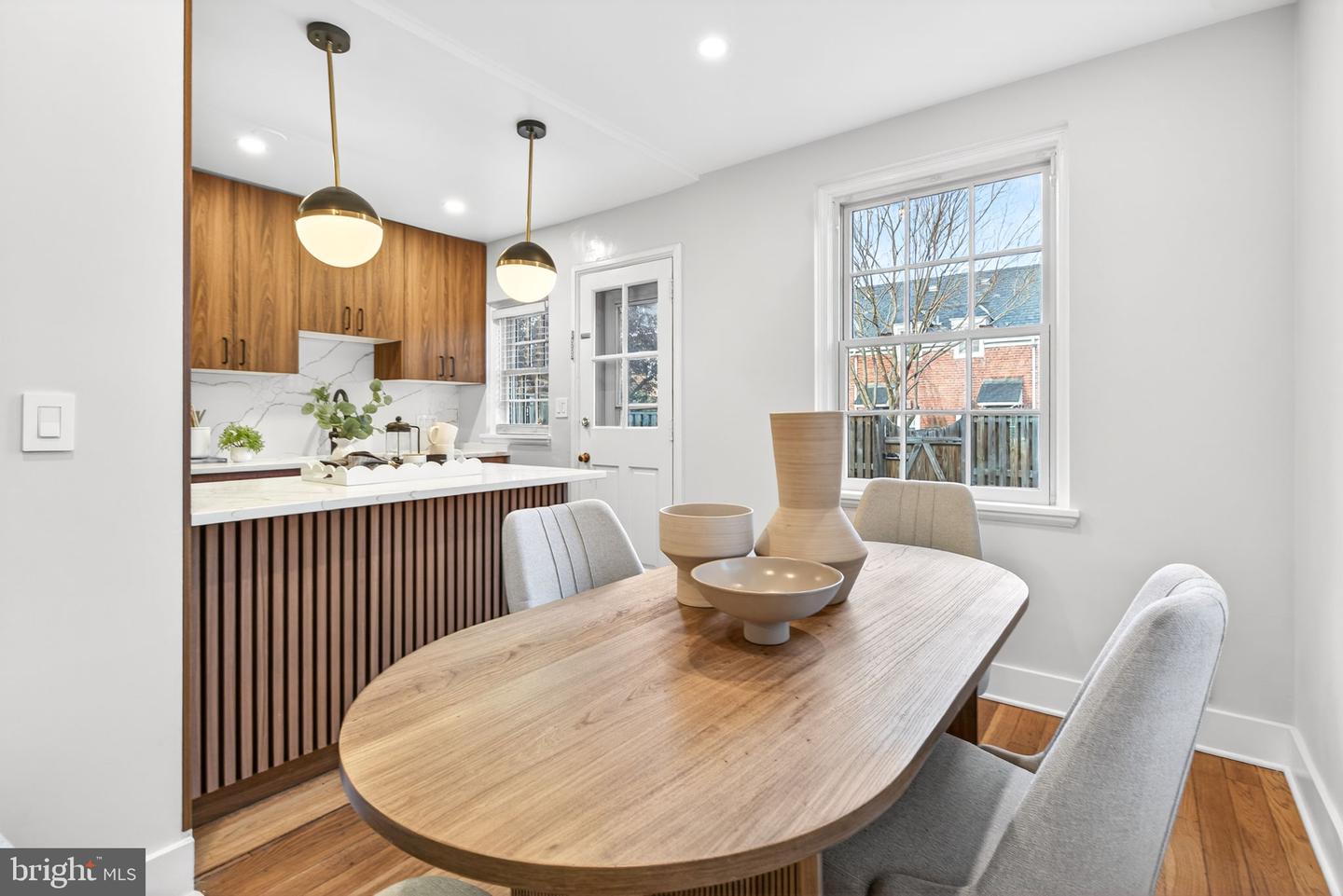 4315 35TH ST S, ARLINGTON, Virginia 22206, 2 Bedrooms Bedrooms, ,2 BathroomsBathrooms,Residential,For sale,4315 35TH ST S,VAAR2066788 MLS # VAAR2066788 4315 35TH ST S, ARLINGTON, Virginia 22206, 2 Bedrooms Bedrooms, ,2 BathroomsBathrooms,Residential,For sale,4315 35TH ST S,VAAR2066788 MLS # VAAR2066788