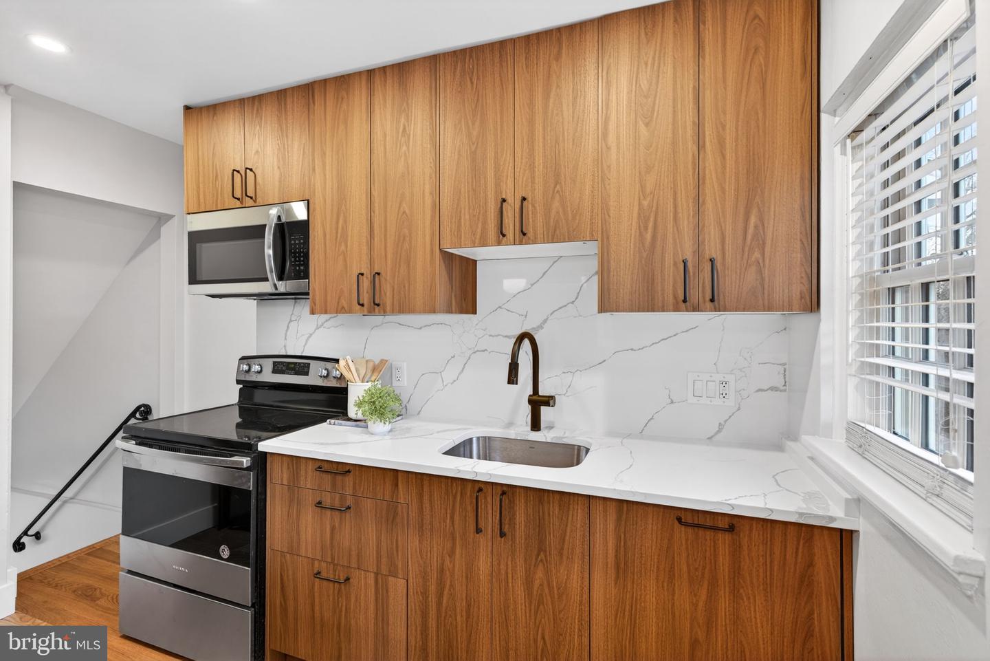 4315 35TH ST S, ARLINGTON, Virginia 22206, 2 Bedrooms Bedrooms, ,2 BathroomsBathrooms,Residential,For sale,4315 35TH ST S,VAAR2066788 MLS # VAAR2066788 4315 35TH ST S, ARLINGTON, Virginia 22206, 2 Bedrooms Bedrooms, ,2 BathroomsBathrooms,Residential,For sale,4315 35TH ST S,VAAR2066788 MLS # VAAR2066788