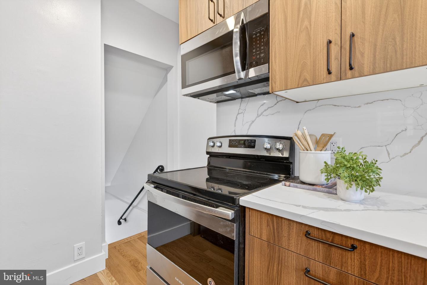 4315 35TH ST S, ARLINGTON, Virginia 22206, 2 Bedrooms Bedrooms, ,2 BathroomsBathrooms,Residential,For sale,4315 35TH ST S,VAAR2066788 MLS # VAAR2066788 4315 35TH ST S, ARLINGTON, Virginia 22206, 2 Bedrooms Bedrooms, ,2 BathroomsBathrooms,Residential,For sale,4315 35TH ST S,VAAR2066788 MLS # VAAR2066788