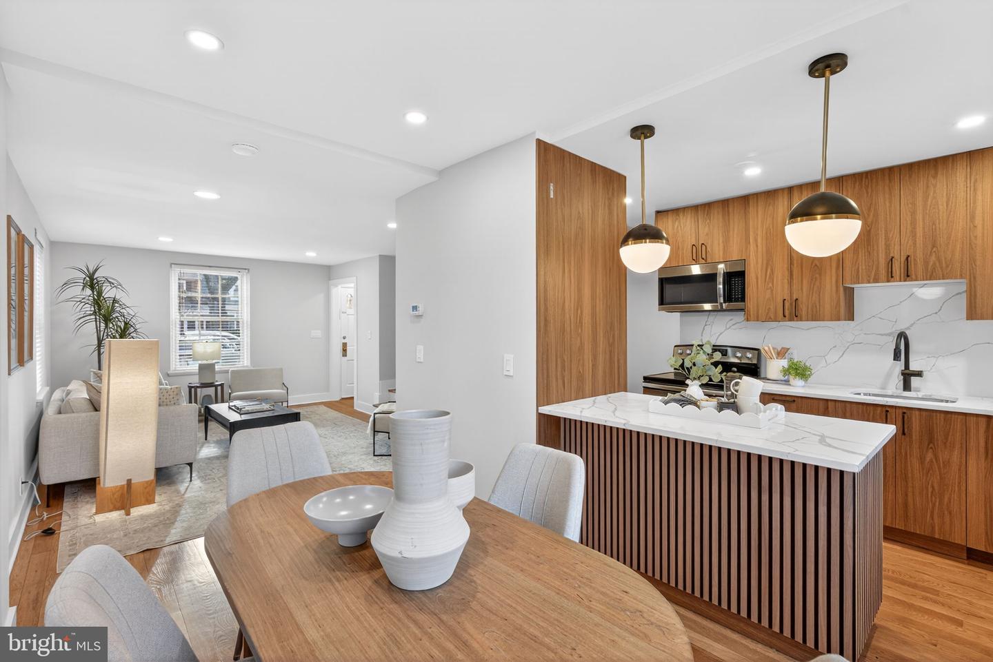 4315 35TH ST S, ARLINGTON, Virginia 22206, 2 Bedrooms Bedrooms, ,2 BathroomsBathrooms,Residential,For sale,4315 35TH ST S,VAAR2066788 MLS # VAAR2066788 4315 35TH ST S, ARLINGTON, Virginia 22206, 2 Bedrooms Bedrooms, ,2 BathroomsBathrooms,Residential,For sale,4315 35TH ST S,VAAR2066788 MLS # VAAR2066788