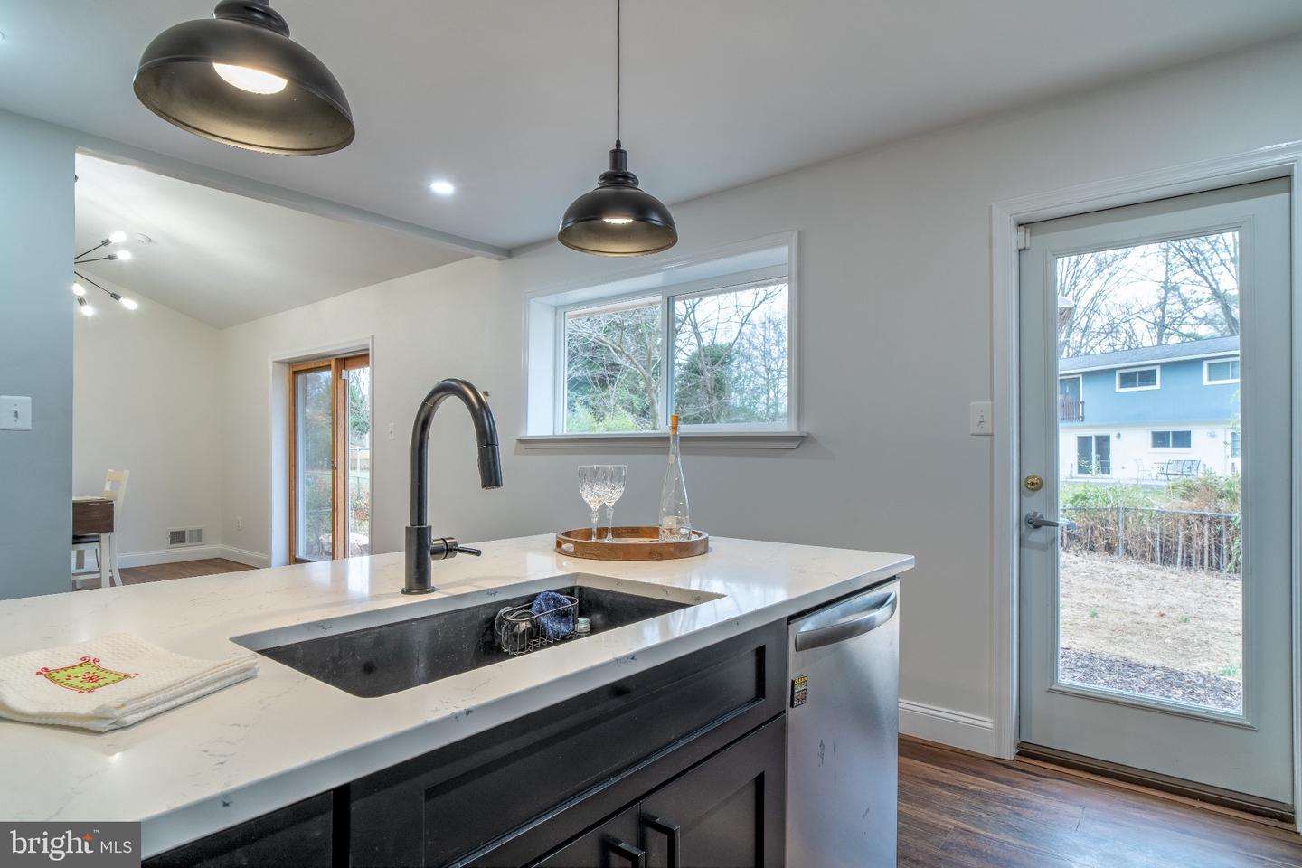 4233 LINDEN ST, FAIRFAX, Virginia 22030, 3 Bedrooms Bedrooms, 5 Rooms Rooms,2 BathroomsBathrooms,Residential,For sale,4233 LINDEN ST,VAFC2007556 MLS # VAFC2007556 4233 LINDEN ST, FAIRFAX, Virginia 22030, 3 Bedrooms Bedrooms, 5 Rooms Rooms,2 BathroomsBathrooms,Residential,For sale,4233 LINDEN ST,VAFC2007556 MLS # VAFC2007556