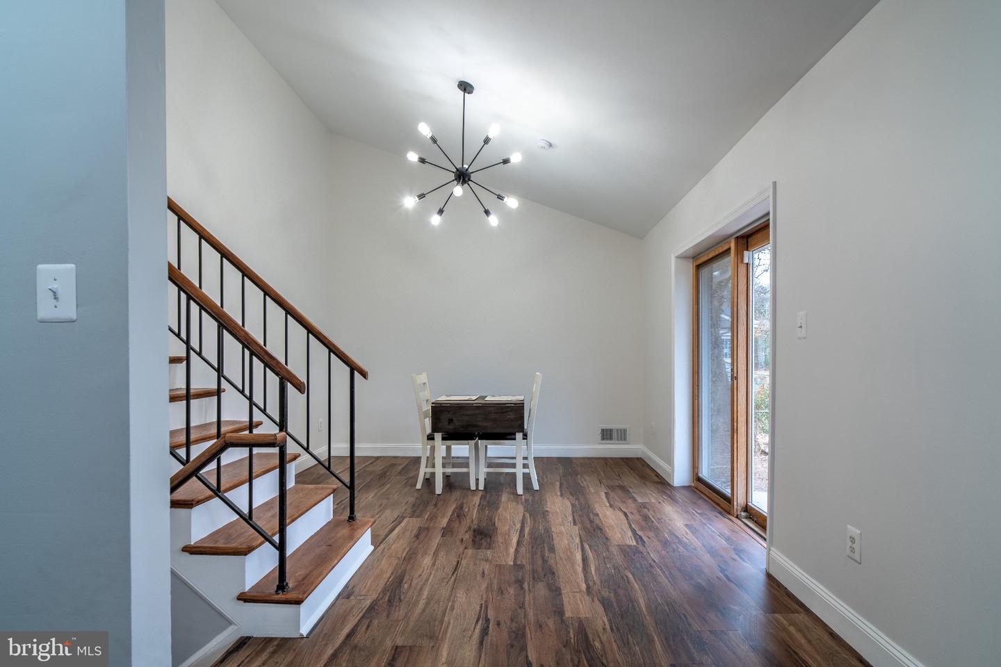 4233 LINDEN ST, FAIRFAX, Virginia 22030, 3 Bedrooms Bedrooms, 5 Rooms Rooms,2 BathroomsBathrooms,Residential,For sale,4233 LINDEN ST,VAFC2007556 MLS # VAFC2007556 4233 LINDEN ST, FAIRFAX, Virginia 22030, 3 Bedrooms Bedrooms, 5 Rooms Rooms,2 BathroomsBathrooms,Residential,For sale,4233 LINDEN ST,VAFC2007556 MLS # VAFC2007556