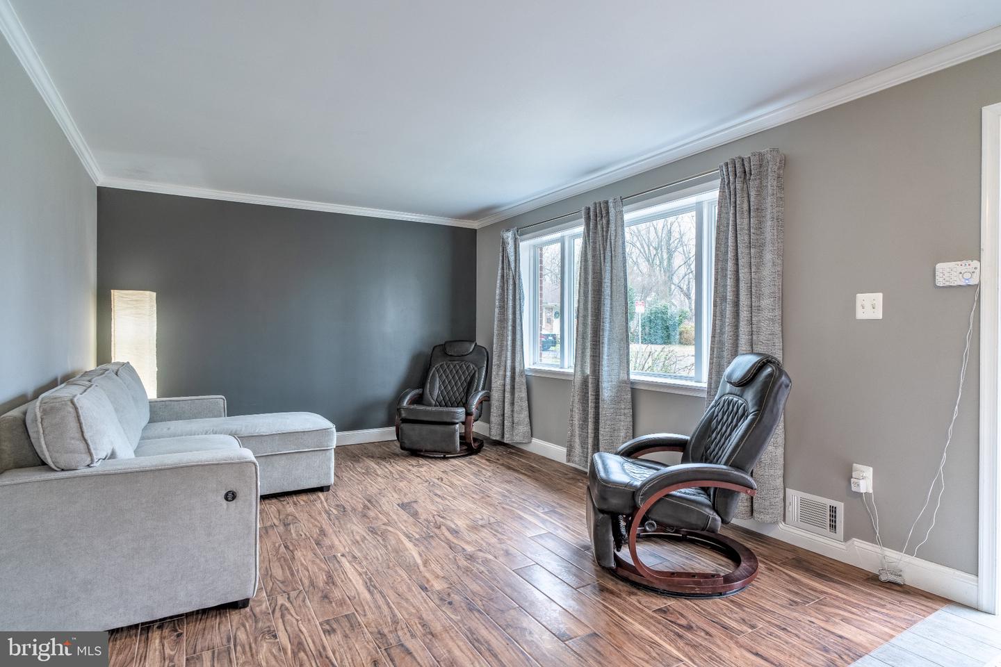 4233 LINDEN ST, FAIRFAX, Virginia 22030, 3 Bedrooms Bedrooms, 5 Rooms Rooms,2 BathroomsBathrooms,Residential,For sale,4233 LINDEN ST,VAFC2007556 MLS # VAFC2007556 4233 LINDEN ST, FAIRFAX, Virginia 22030, 3 Bedrooms Bedrooms, 5 Rooms Rooms,2 BathroomsBathrooms,Residential,For sale,4233 LINDEN ST,VAFC2007556 MLS # VAFC2007556