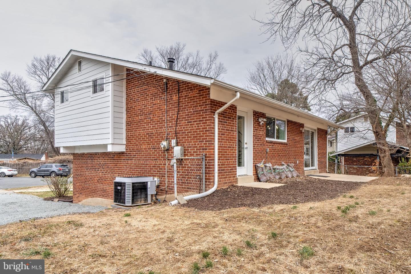 4233 LINDEN ST, FAIRFAX, Virginia 22030, 3 Bedrooms Bedrooms, 5 Rooms Rooms,2 BathroomsBathrooms,Residential,For sale,4233 LINDEN ST,VAFC2007556 MLS # VAFC2007556 4233 LINDEN ST, FAIRFAX, Virginia 22030, 3 Bedrooms Bedrooms, 5 Rooms Rooms,2 BathroomsBathrooms,Residential,For sale,4233 LINDEN ST,VAFC2007556 MLS # VAFC2007556