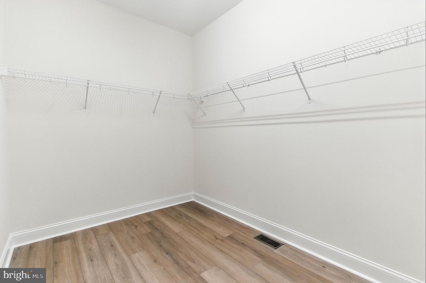 885 BUCKNERS LN, MINERAL, Virginia 23117, 4 Bedrooms Bedrooms, 10 Rooms Rooms,3 BathroomsBathrooms,Residential,For sale,885 BUCKNERS LN,VALA2009014 MLS # VALA2009014 885 BUCKNERS LN, MINERAL, Virginia 23117, 4 Bedrooms Bedrooms, 10 Rooms Rooms,3 BathroomsBathrooms,Residential,For sale,885 BUCKNERS LN,VALA2009014 MLS # VALA2009014