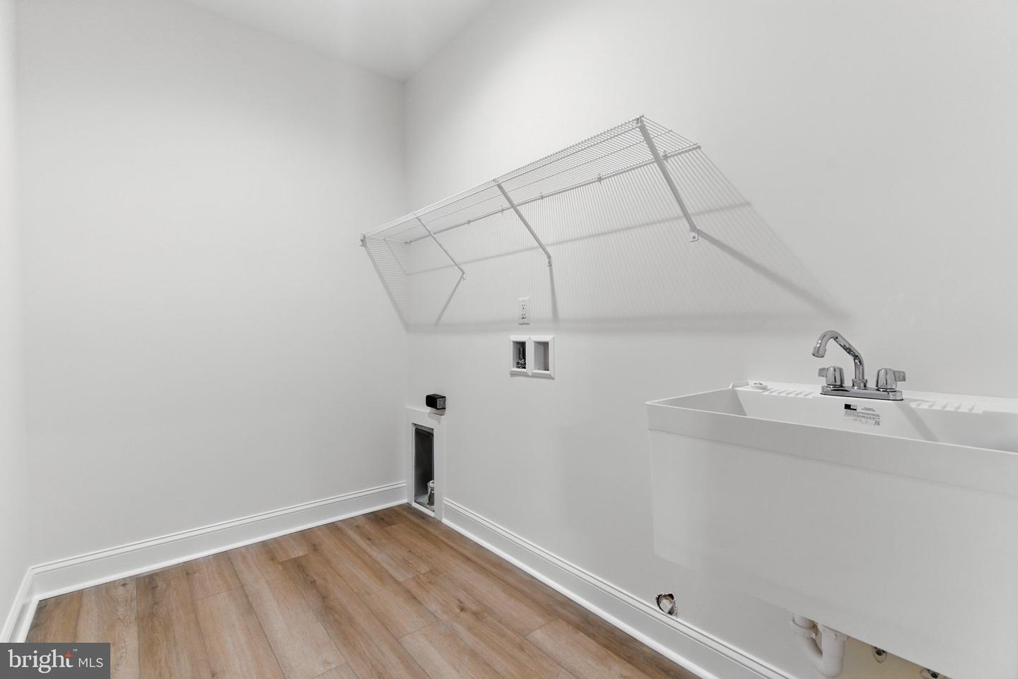 885 BUCKNERS LN, MINERAL, Virginia 23117, 4 Bedrooms Bedrooms, 10 Rooms Rooms,3 BathroomsBathrooms,Residential,For sale,885 BUCKNERS LN,VALA2009014 MLS # VALA2009014 885 BUCKNERS LN, MINERAL, Virginia 23117, 4 Bedrooms Bedrooms, 10 Rooms Rooms,3 BathroomsBathrooms,Residential,For sale,885 BUCKNERS LN,VALA2009014 MLS # VALA2009014