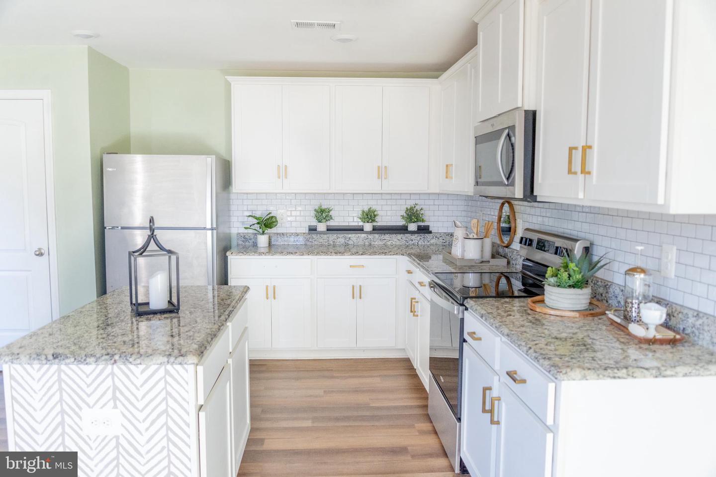 17073 BROOKWOOD DR, BOWLING GREEN, Virginia 22427, 3 Bedrooms Bedrooms, 6 Rooms Rooms,2 BathroomsBathrooms,Residential,For sale,17073 BROOKWOOD DR,VACV2009268 MLS # VACV2009268