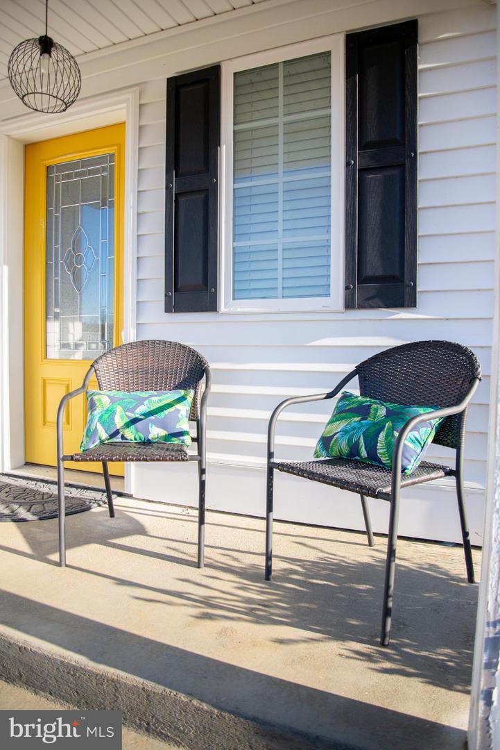 17073 BROOKWOOD DR, BOWLING GREEN, Virginia 22427, 3 Bedrooms Bedrooms, 6 Rooms Rooms,2 BathroomsBathrooms,Residential,For sale,17073 BROOKWOOD DR,VACV2009268 MLS # VACV2009268