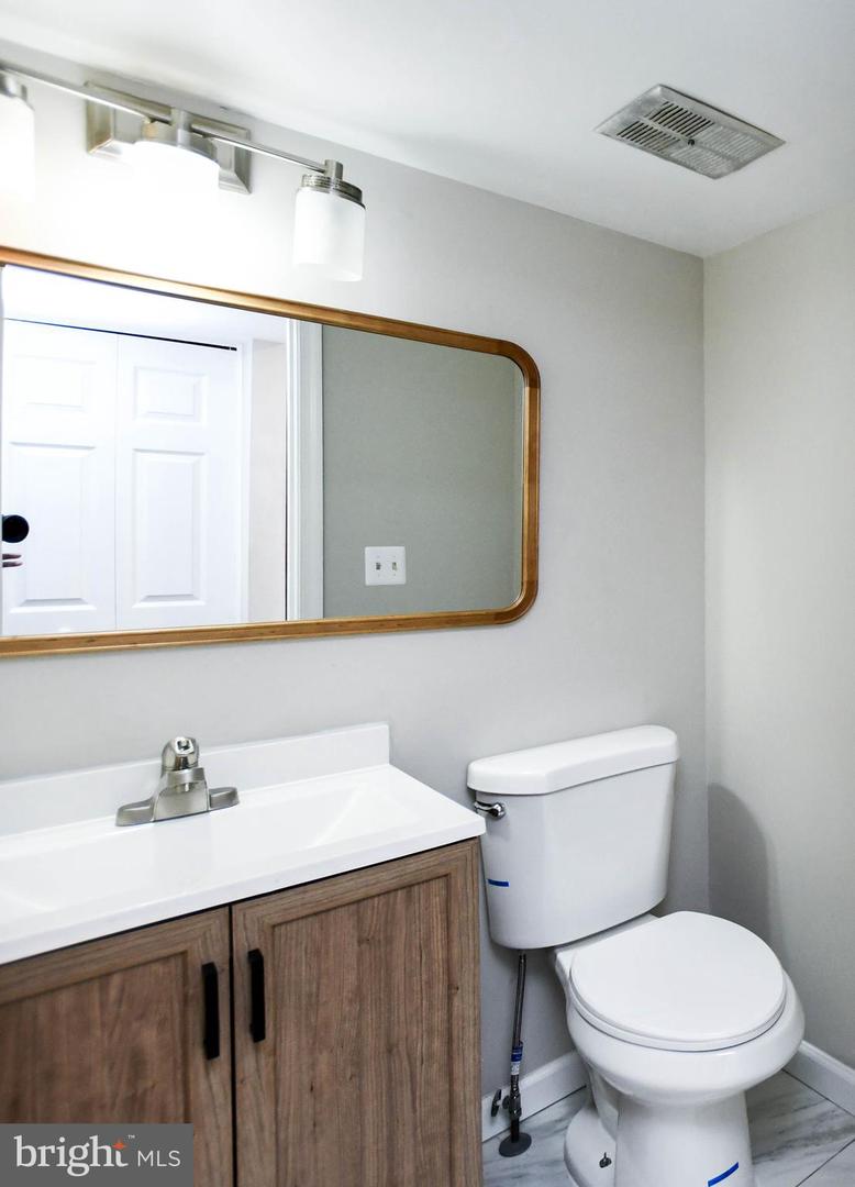 9 DORRELL CT, STERLING, Virginia 20165, 3 Bedrooms Bedrooms, ,1 BathroomBathrooms,Residential,For sale,9 DORRELL CT,VALO2112270 MLS # VALO2112270 9 DORRELL CT, STERLING, Virginia 20165, 3 Bedrooms Bedrooms, ,1 BathroomBathrooms,Residential,For sale,9 DORRELL CT,VALO2112270 MLS # VALO2112270