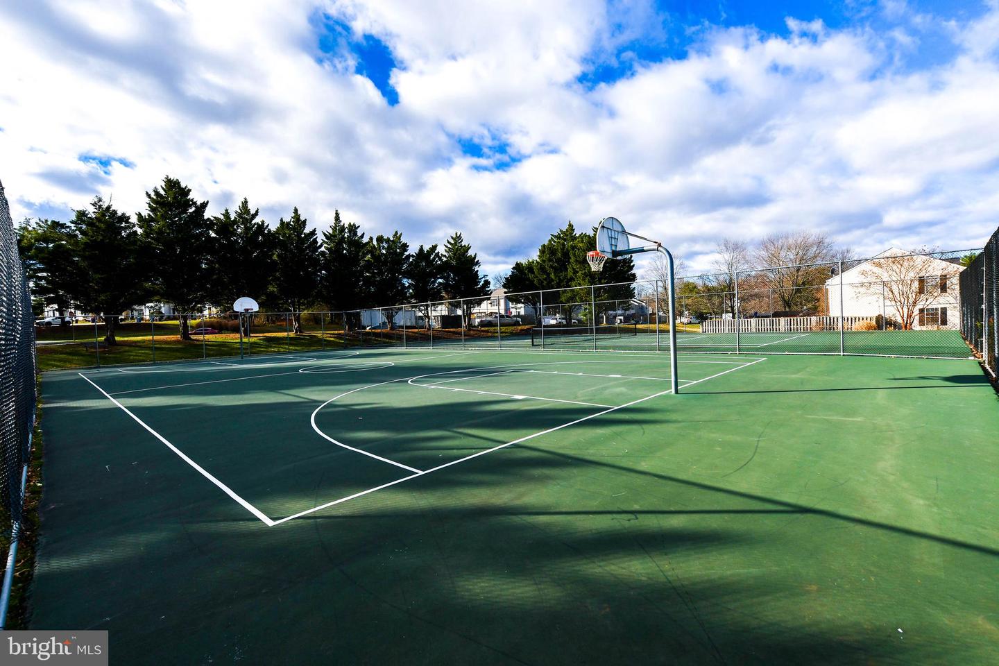 9 DORRELL CT, STERLING, Virginia 20165, 3 Bedrooms Bedrooms, ,1 BathroomBathrooms,Residential,For sale,9 DORRELL CT,VALO2112270 MLS # VALO2112270 9 DORRELL CT, STERLING, Virginia 20165, 3 Bedrooms Bedrooms, ,1 BathroomBathrooms,Residential,For sale,9 DORRELL CT,VALO2112270 MLS # VALO2112270