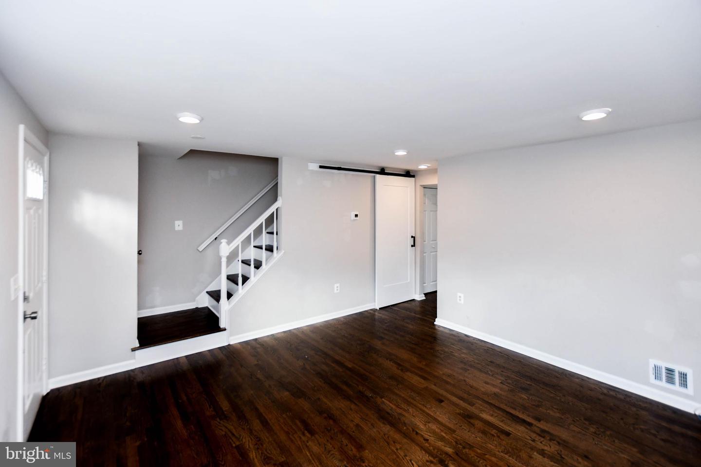 9 DORRELL CT, STERLING, Virginia 20165, 3 Bedrooms Bedrooms, ,1 BathroomBathrooms,Residential,For sale,9 DORRELL CT,VALO2112270 MLS # VALO2112270 9 DORRELL CT, STERLING, Virginia 20165, 3 Bedrooms Bedrooms, ,1 BathroomBathrooms,Residential,For sale,9 DORRELL CT,VALO2112270 MLS # VALO2112270