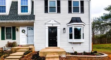 9 DORRELL CT, STERLING, Virginia 20165, 3 Bedrooms Bedrooms, ,1 BathroomBathrooms,Residential,For sale,9 DORRELL CT,VALO2112270 MLS # VALO2112270
