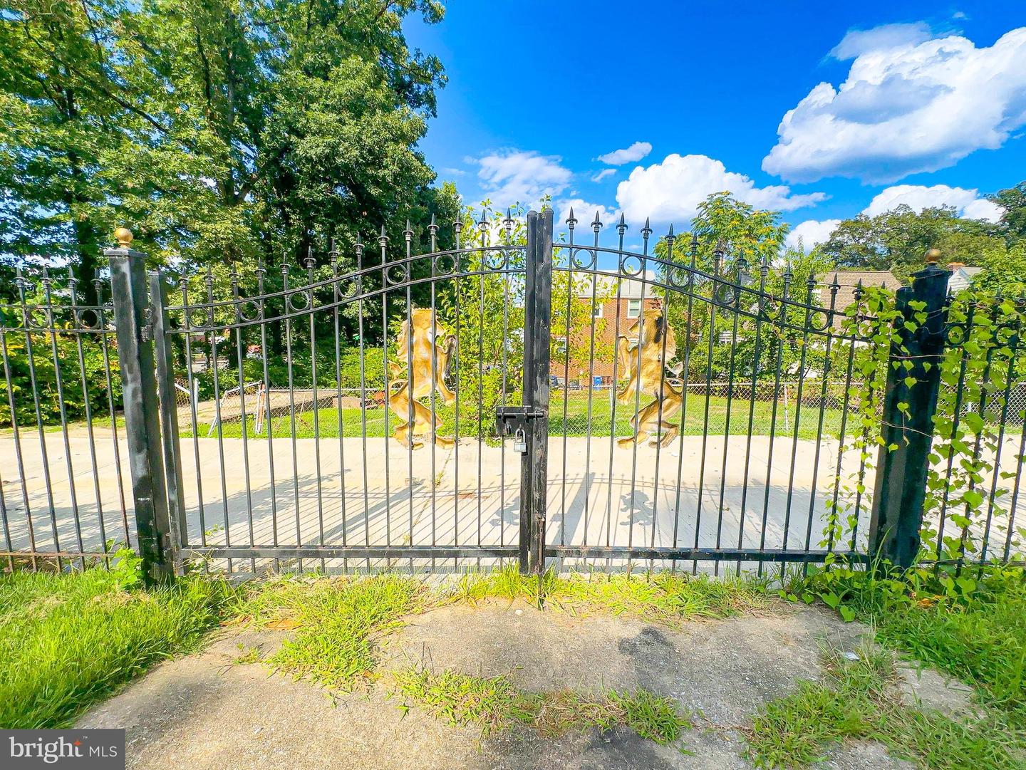 1106 45TH PL SE, WASHINGTON, District Of Columbia 20019, 3 Bedrooms Bedrooms, ,3 BathroomsBathrooms,Residential,For sale,1106 45TH PL SE,DCDC2234786 MLS # DCDC2234786