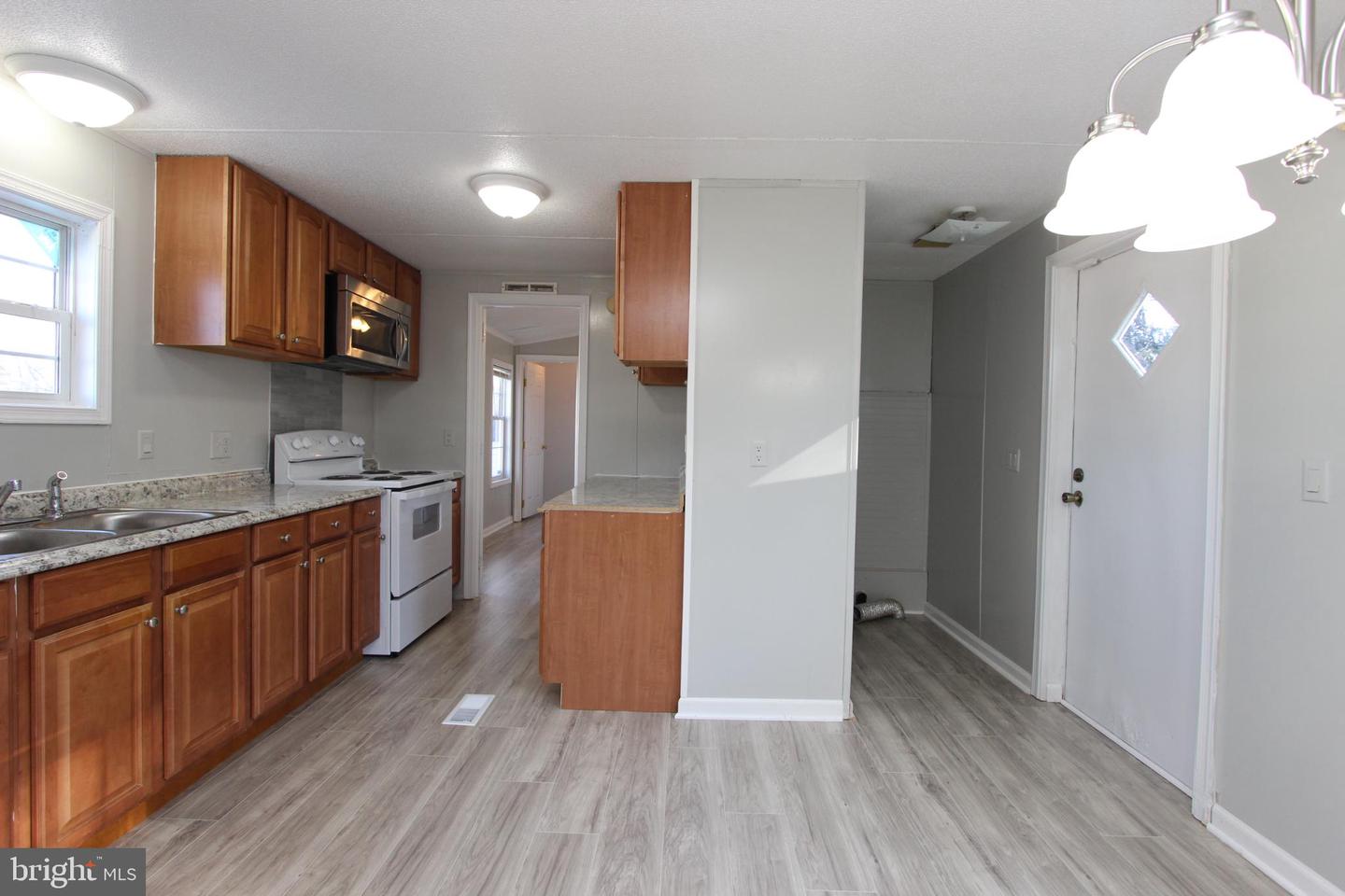 18 MARY DR, STAFFORD, Virginia 22556, 3 Bedrooms Bedrooms, 5 Rooms Rooms,2 BathroomsBathrooms,Residential,For sale,18 MARY DR,VAST2044688 MLS # VAST2044688 18 MARY DR, STAFFORD, Virginia 22556, 3 Bedrooms Bedrooms, 5 Rooms Rooms,2 BathroomsBathrooms,Residential,For sale,18 MARY DR,VAST2044688 MLS # VAST2044688