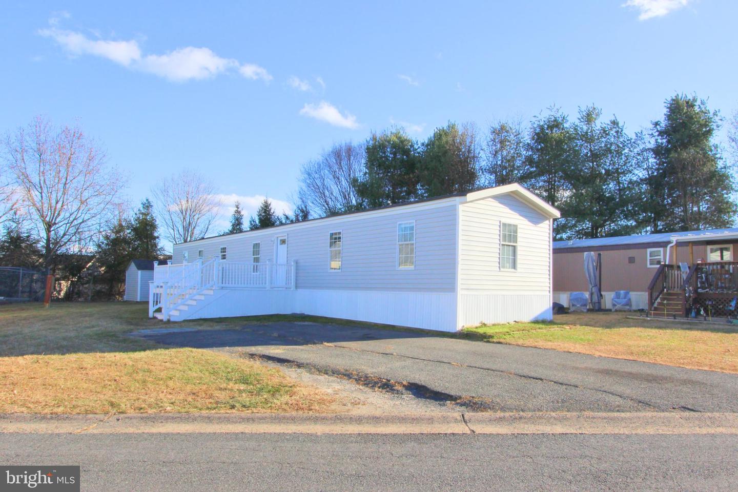 18 MARY DR, STAFFORD, Virginia 22556, 3 Bedrooms Bedrooms, 5 Rooms Rooms,2 BathroomsBathrooms,Residential,For sale,18 MARY DR,VAST2044688 MLS # VAST2044688 18 MARY DR, STAFFORD, Virginia 22556, 3 Bedrooms Bedrooms, 5 Rooms Rooms,2 BathroomsBathrooms,Residential,For sale,18 MARY DR,VAST2044688 MLS # VAST2044688