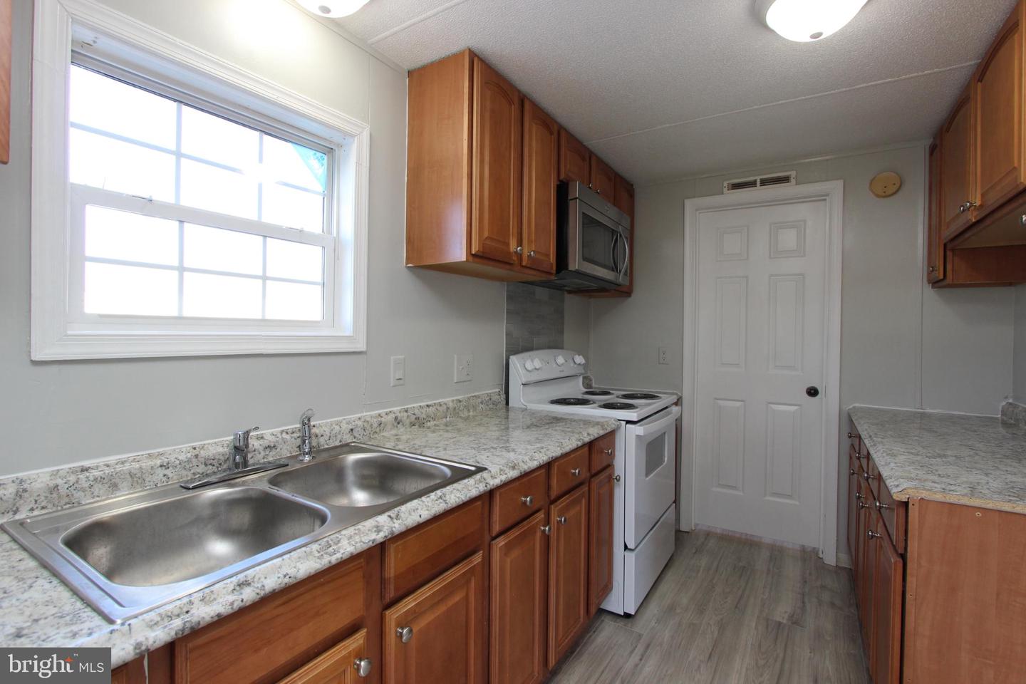 18 MARY DR, STAFFORD, Virginia 22556, 3 Bedrooms Bedrooms, 5 Rooms Rooms,2 BathroomsBathrooms,Residential,For sale,18 MARY DR,VAST2044688 MLS # VAST2044688 18 MARY DR, STAFFORD, Virginia 22556, 3 Bedrooms Bedrooms, 5 Rooms Rooms,2 BathroomsBathrooms,Residential,For sale,18 MARY DR,VAST2044688 MLS # VAST2044688