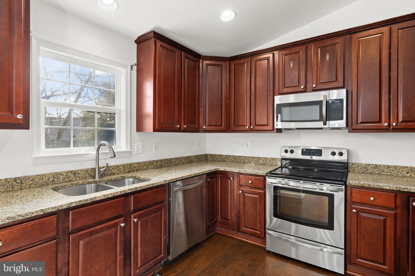 604 WOODFORD ST, FREDERICKSBURG, Virginia 22401, 3 Bedrooms Bedrooms, ,2 BathroomsBathrooms,Residential,For sale,604 WOODFORD ST,VAFB2009404 MLS # VAFB2009404 604 WOODFORD ST, FREDERICKSBURG, Virginia 22401, 3 Bedrooms Bedrooms, ,2 BathroomsBathrooms,Residential,For sale,604 WOODFORD ST,VAFB2009404 MLS # VAFB2009404