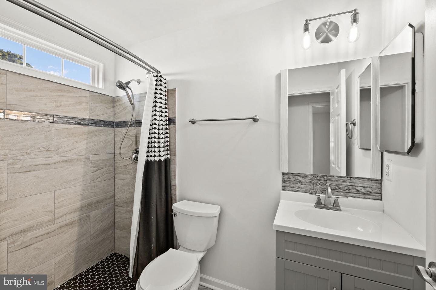 604 WOODFORD ST, FREDERICKSBURG, Virginia 22401, 3 Bedrooms Bedrooms, ,2 BathroomsBathrooms,Residential,For sale,604 WOODFORD ST,VAFB2009404 MLS # VAFB2009404 604 WOODFORD ST, FREDERICKSBURG, Virginia 22401, 3 Bedrooms Bedrooms, ,2 BathroomsBathrooms,Residential,For sale,604 WOODFORD ST,VAFB2009404 MLS # VAFB2009404