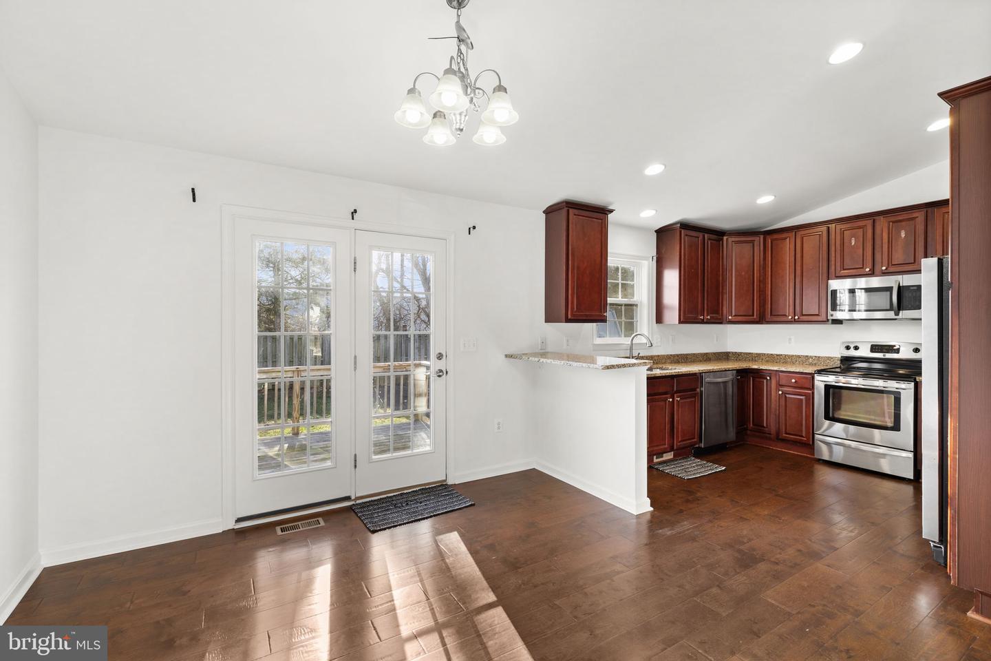 604 WOODFORD ST, FREDERICKSBURG, Virginia 22401, 3 Bedrooms Bedrooms, ,2 BathroomsBathrooms,Residential,For sale,604 WOODFORD ST,VAFB2009404 MLS # VAFB2009404 604 WOODFORD ST, FREDERICKSBURG, Virginia 22401, 3 Bedrooms Bedrooms, ,2 BathroomsBathrooms,Residential,For sale,604 WOODFORD ST,VAFB2009404 MLS # VAFB2009404