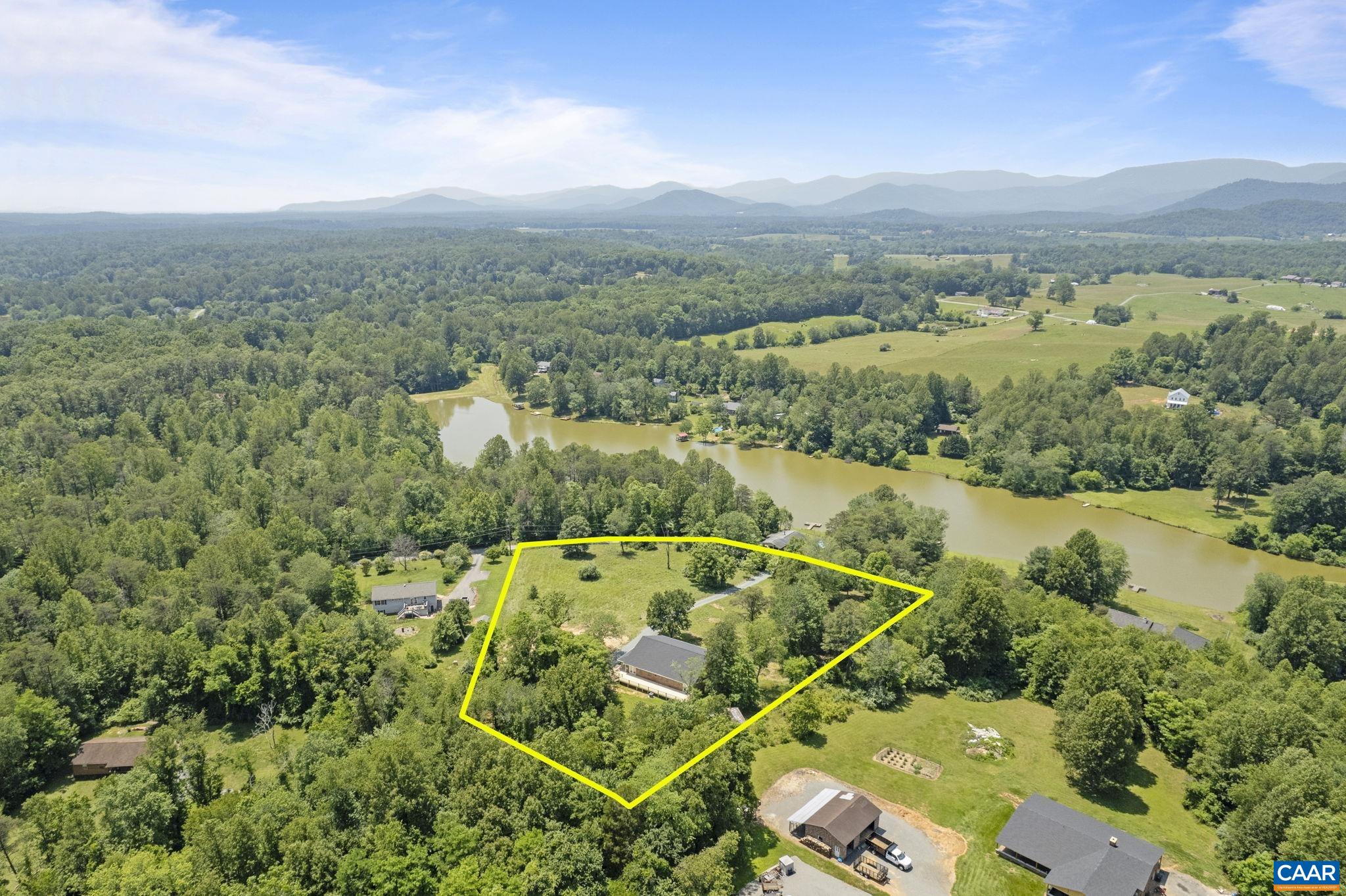 115 MONTVIEW DR, RUCKERSVILLE, Virginia 22968, 3 Bedrooms Bedrooms, ,4 BathroomsBathrooms,Residential,115 MONTVIEW DR,663564 MLS # 663564 115 MONTVIEW DR, RUCKERSVILLE, Virginia 22968, 3 Bedrooms Bedrooms, ,4 BathroomsBathrooms,Residential,115 MONTVIEW DR,663564 MLS # 663564