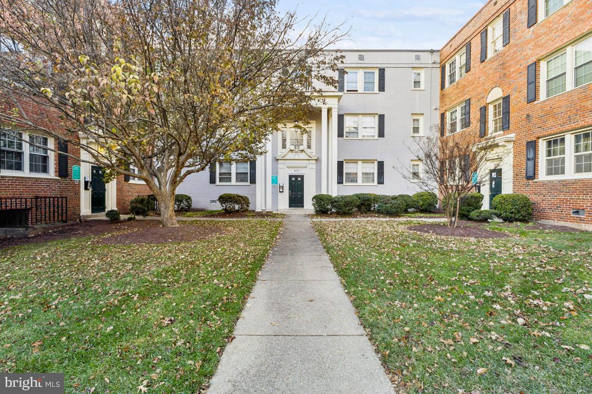 2037 38TH ST SE #301, WASHINGTON, District Of Columbia 20020, 2 Bedrooms Bedrooms, ,1 BathroomBathrooms,Residential,For sale,2037 38TH ST SE #301,DCDC2217062 MLS # DCDC2217062 2037 38TH ST SE #301, WASHINGTON, District Of Columbia 20020, 2 Bedrooms Bedrooms, ,1 BathroomBathrooms,Residential,For sale,2037 38TH ST SE #301,DCDC2217062 MLS # DCDC2217062