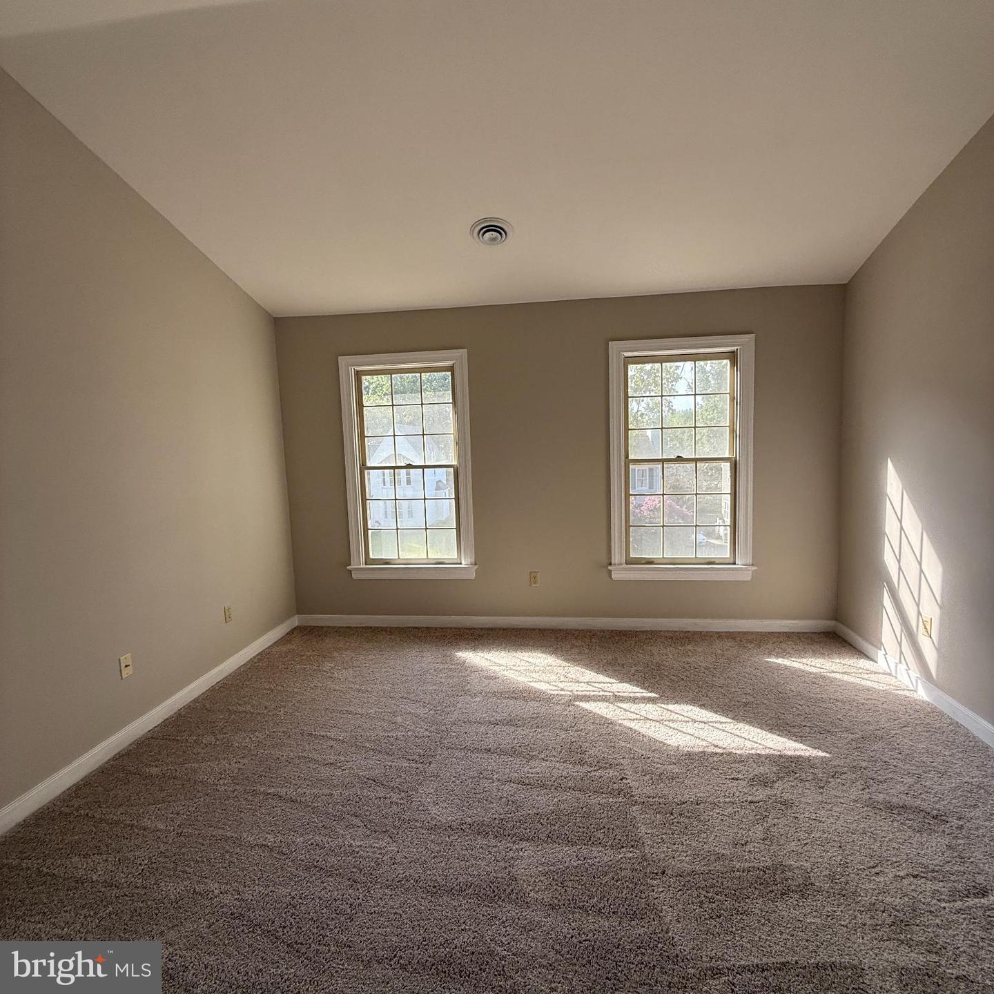 7362 RIVER PINE DR, MECHANICSVILLE, Virginia 23111, 3 Bedrooms Bedrooms, 6 Rooms Rooms,2 BathroomsBathrooms,Residential,For sale,7362 RIVER PINE DR,VAHA2001062 MLS # VAHA2001062