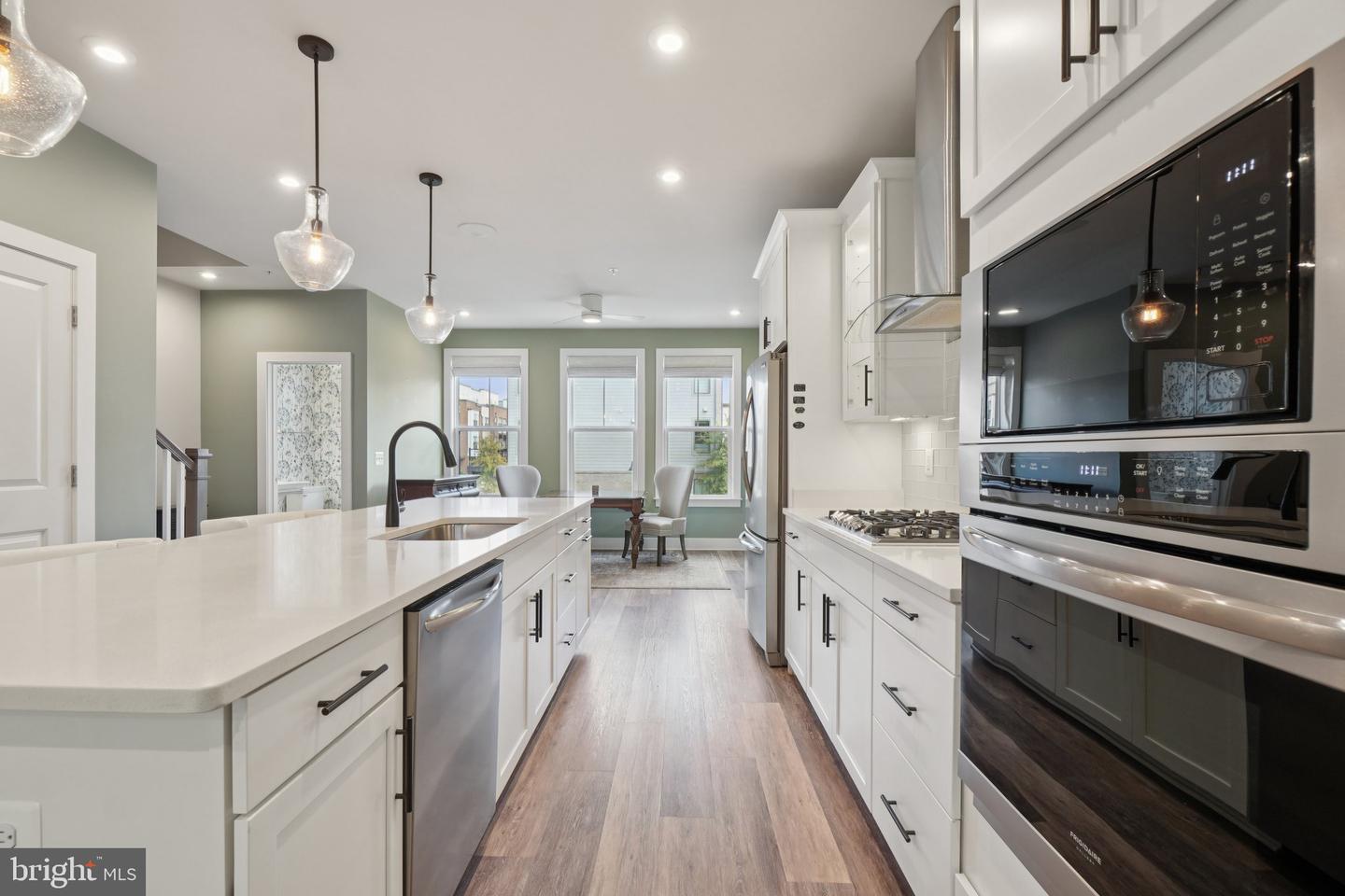 1641 BANDIT LOOP, RESTON, Virginia 20190, 3 Bedrooms Bedrooms, ,2 BathroomsBathrooms,Residential,For sale,1641 BANDIT LOOP,VAFX2273864 MLS # VAFX2273864 1641 BANDIT LOOP, RESTON, Virginia 20190, 3 Bedrooms Bedrooms, ,2 BathroomsBathrooms,Residential,For sale,1641 BANDIT LOOP,VAFX2273864 MLS # VAFX2273864