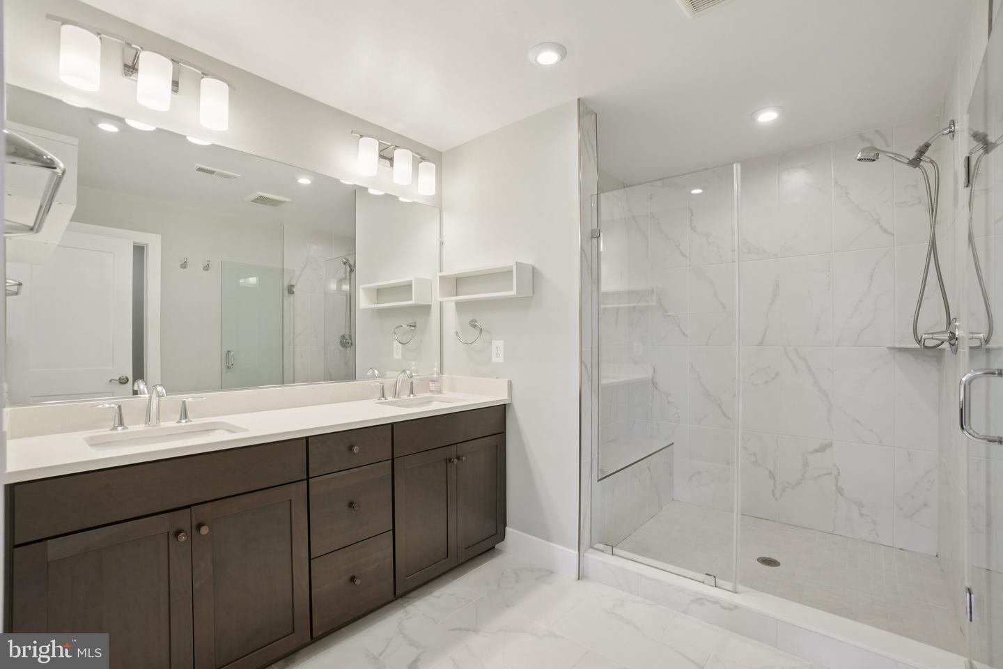 1641 BANDIT LOOP, RESTON, Virginia 20190, 3 Bedrooms Bedrooms, ,2 BathroomsBathrooms,Residential,For sale,1641 BANDIT LOOP,VAFX2273864 MLS # VAFX2273864 1641 BANDIT LOOP, RESTON, Virginia 20190, 3 Bedrooms Bedrooms, ,2 BathroomsBathrooms,Residential,For sale,1641 BANDIT LOOP,VAFX2273864 MLS # VAFX2273864