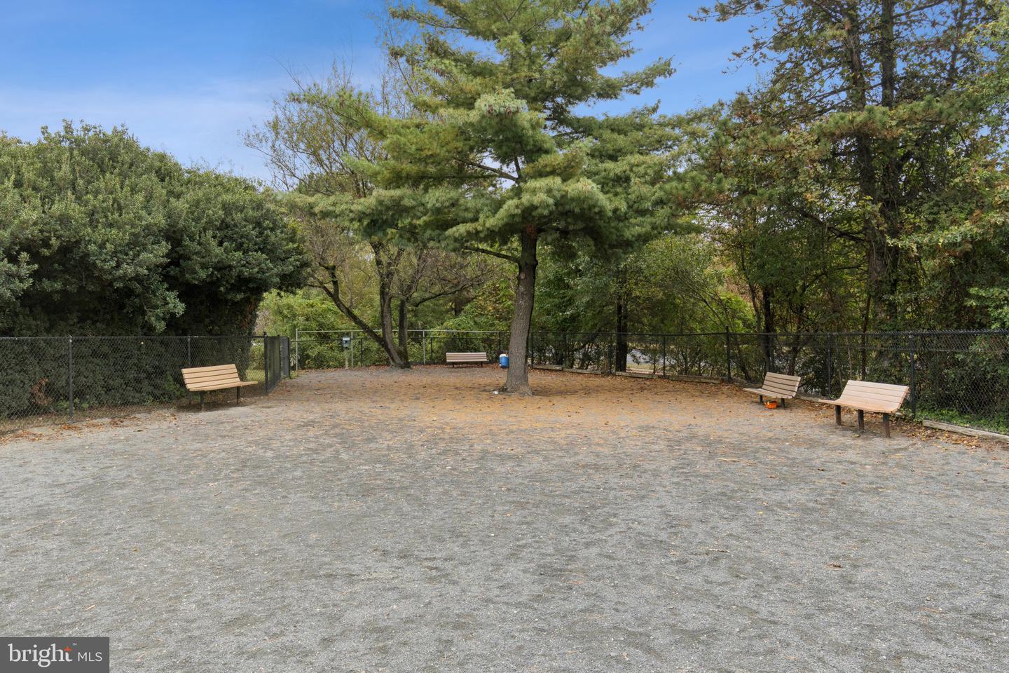 1641 BANDIT LOOP, RESTON, Virginia 20190, 3 Bedrooms Bedrooms, ,2 BathroomsBathrooms,Residential,For sale,1641 BANDIT LOOP,VAFX2273864 MLS # VAFX2273864 1641 BANDIT LOOP, RESTON, Virginia 20190, 3 Bedrooms Bedrooms, ,2 BathroomsBathrooms,Residential,For sale,1641 BANDIT LOOP,VAFX2273864 MLS # VAFX2273864