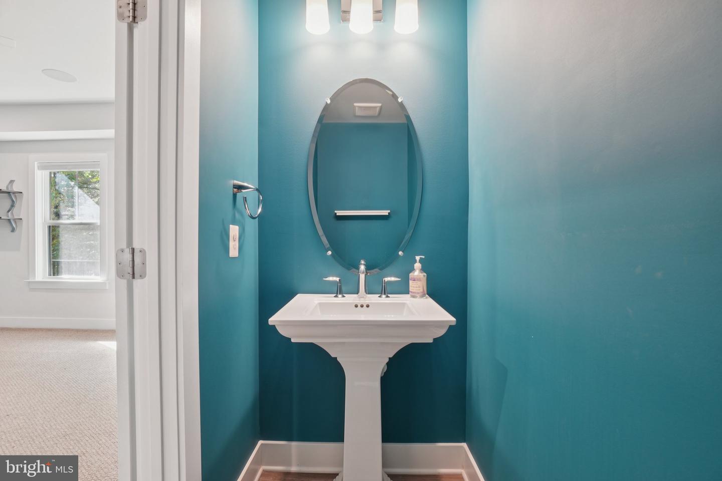 1641 BANDIT LOOP, RESTON, Virginia 20190, 3 Bedrooms Bedrooms, ,2 BathroomsBathrooms,Residential,For sale,1641 BANDIT LOOP,VAFX2273864 MLS # VAFX2273864 1641 BANDIT LOOP, RESTON, Virginia 20190, 3 Bedrooms Bedrooms, ,2 BathroomsBathrooms,Residential,For sale,1641 BANDIT LOOP,VAFX2273864 MLS # VAFX2273864