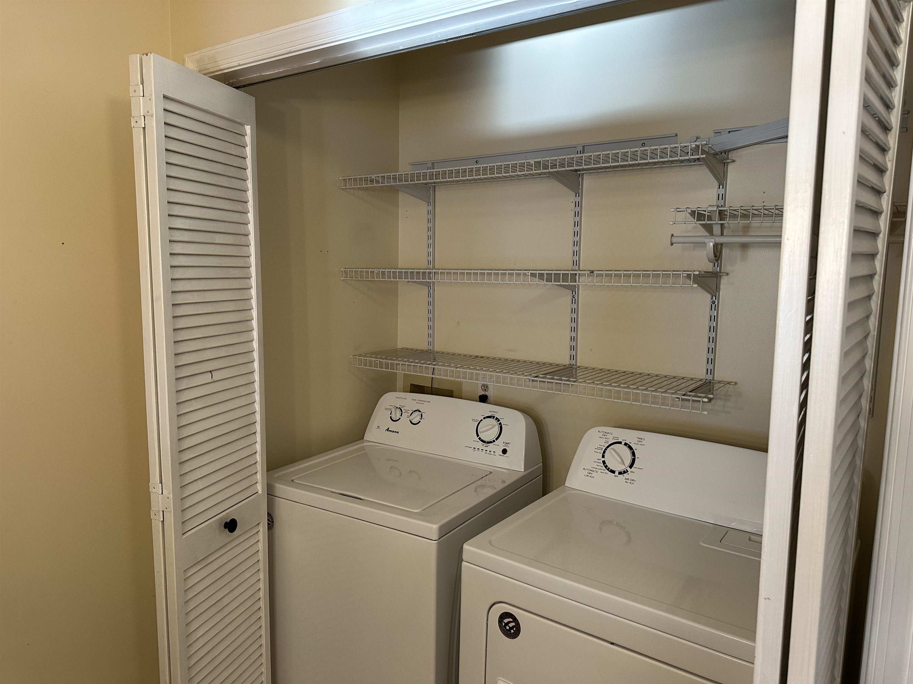 2039 HAMPTON DR, WAYNESBORO, Virginia 22980, 2 Bedrooms Bedrooms, ,2 BathroomsBathrooms,Residential,2039 HAMPTON DR,671799 MLS # 671799 2039 HAMPTON DR, WAYNESBORO, Virginia 22980, 2 Bedrooms Bedrooms, ,2 BathroomsBathrooms,Residential,2039 HAMPTON DR,671799 MLS # 671799