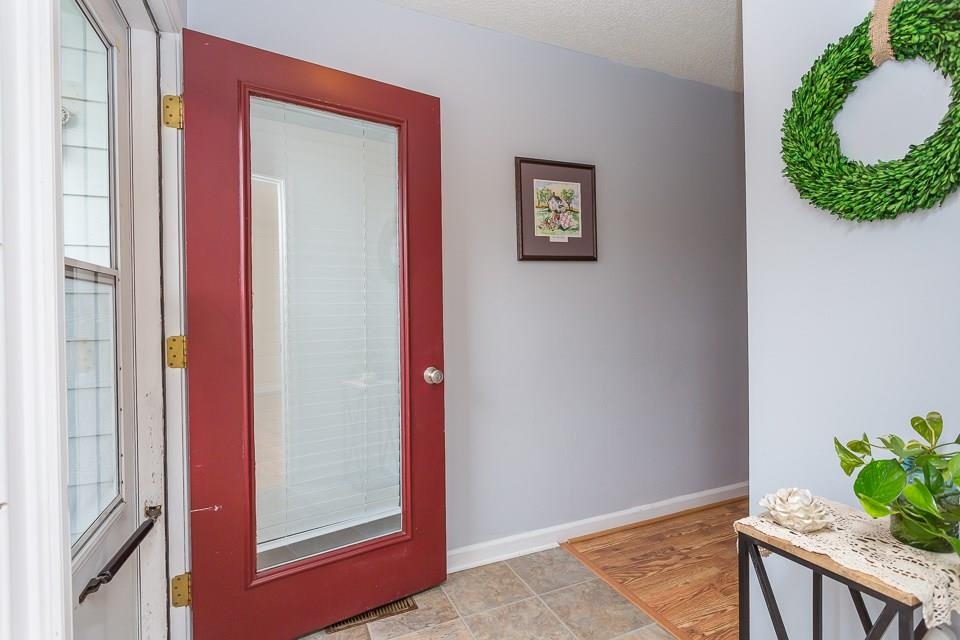 2039 HAMPTON DR, WAYNESBORO, Virginia 22980, 2 Bedrooms Bedrooms, ,2 BathroomsBathrooms,Residential,2039 HAMPTON DR,671799 MLS # 671799 2039 HAMPTON DR, WAYNESBORO, Virginia 22980, 2 Bedrooms Bedrooms, ,2 BathroomsBathrooms,Residential,2039 HAMPTON DR,671799 MLS # 671799