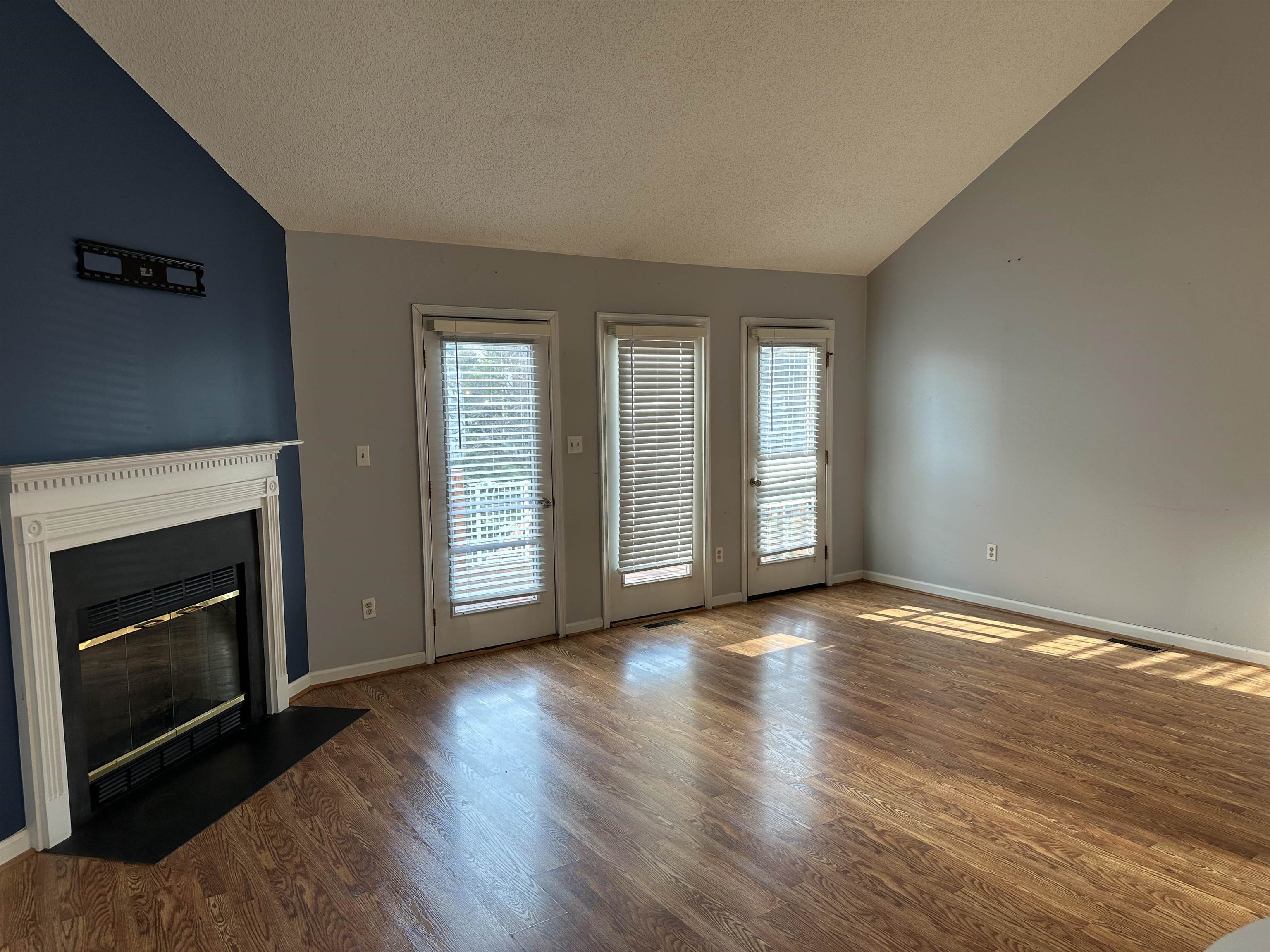 2039 HAMPTON DR, WAYNESBORO, Virginia 22980, 2 Bedrooms Bedrooms, ,2 BathroomsBathrooms,Residential,2039 HAMPTON DR,671799 MLS # 671799 2039 HAMPTON DR, WAYNESBORO, Virginia 22980, 2 Bedrooms Bedrooms, ,2 BathroomsBathrooms,Residential,2039 HAMPTON DR,671799 MLS # 671799