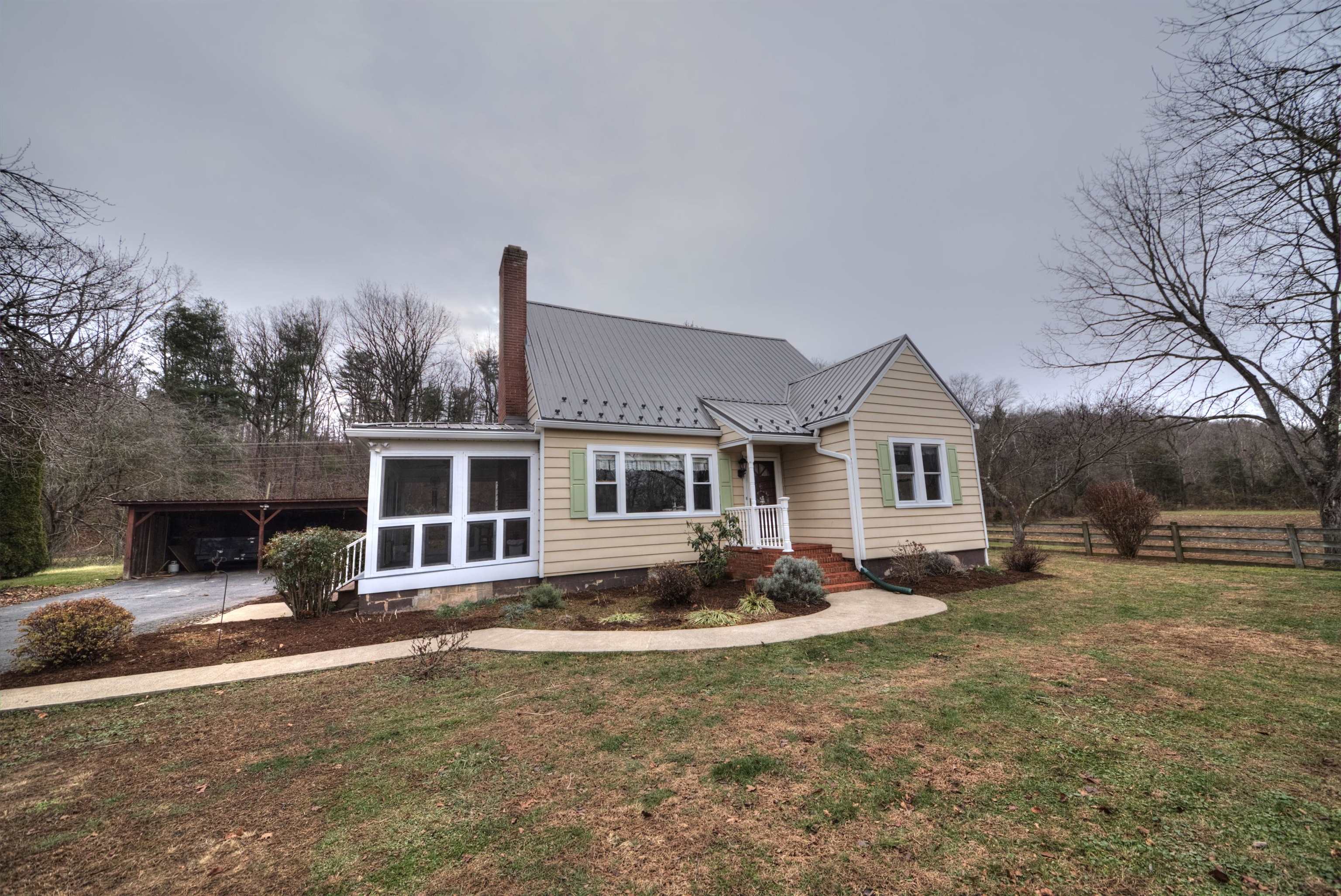 7011 SOUTH EAST SIDE HWY, ELKTON, Virginia 22827, 4 Bedrooms Bedrooms, ,2 BathroomsBathrooms,Residential,7011 SOUTH EAST SIDE HWY,671802 MLS # 671802 7011 SOUTH EAST SIDE HWY, ELKTON, Virginia 22827, 4 Bedrooms Bedrooms, ,2 BathroomsBathrooms,Residential,7011 SOUTH EAST SIDE HWY,671802 MLS # 671802